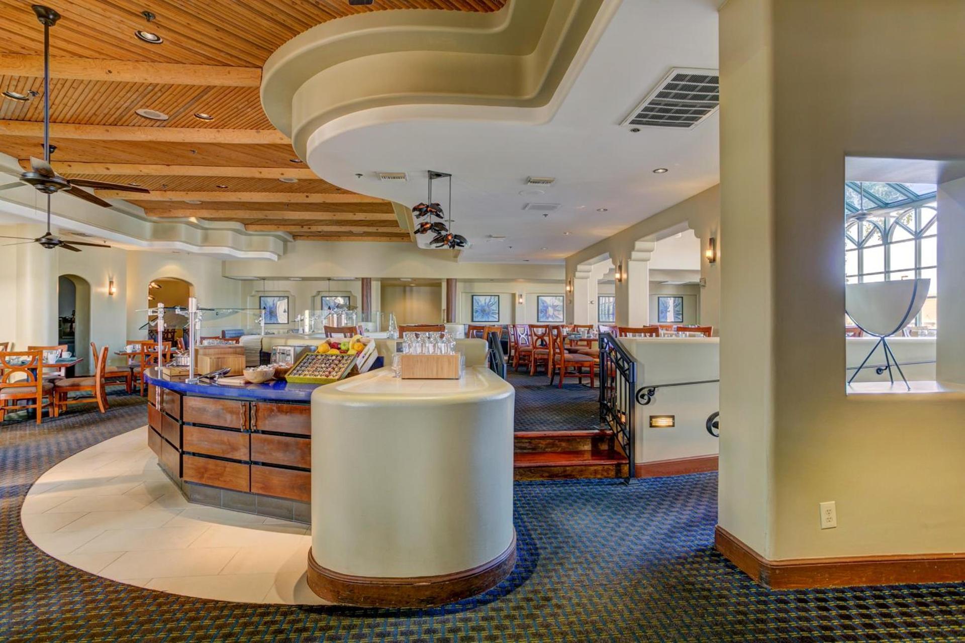 Hilton Phoenix Airport photo 72