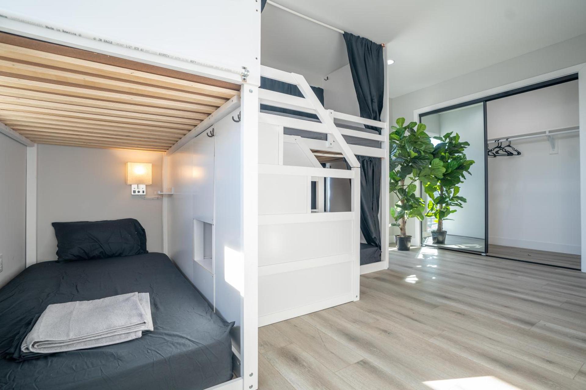 Normandie Hostel photo 10