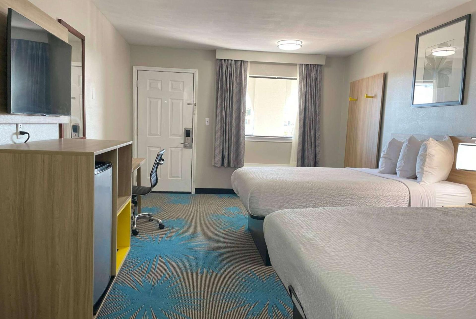 Days Inn by Wyndham Temple photo 27