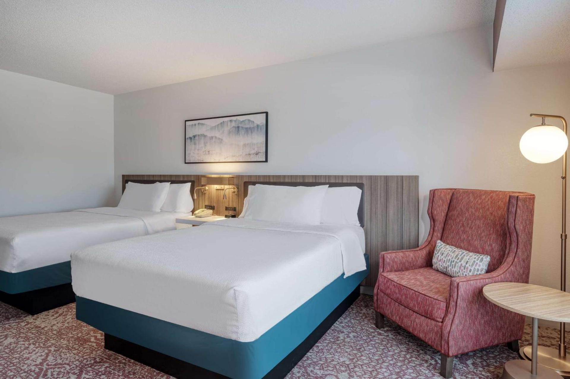 Hilton Garden Inn Clarksburg photo 3
