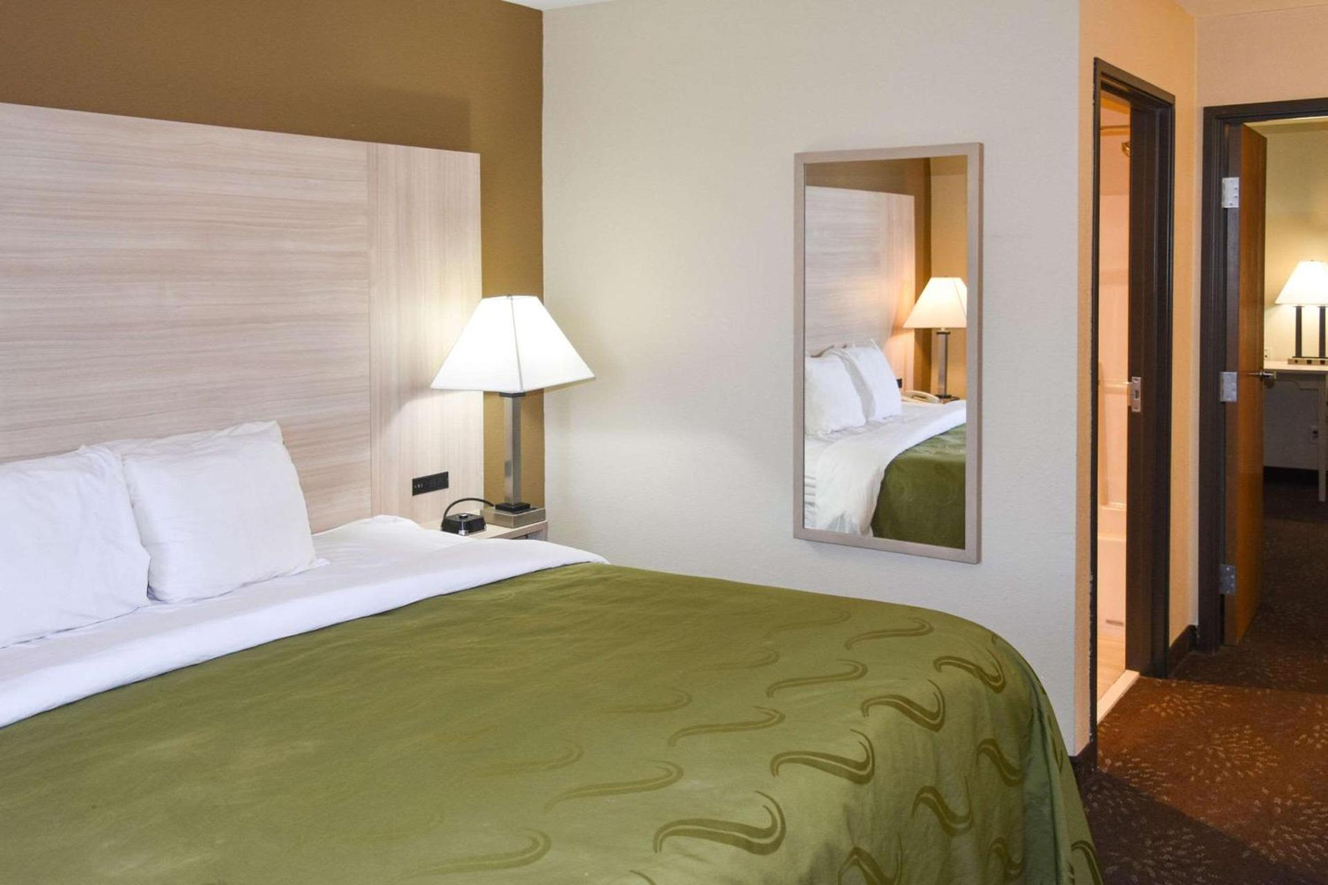 Quality Inn & Suites Brooks Louisville South photo 16
