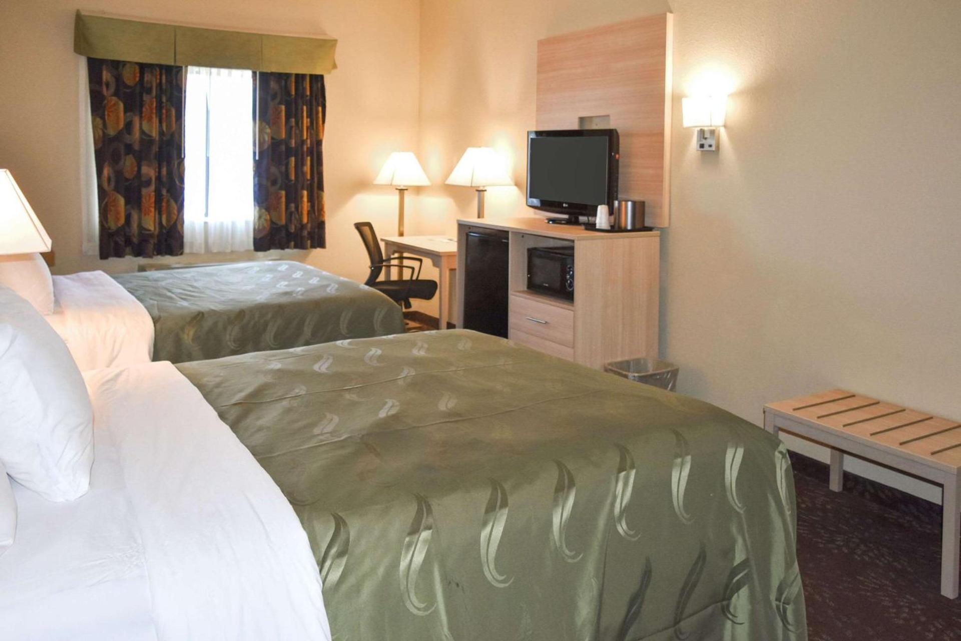 Quality Inn & Suites Brooks Louisville South photo 17