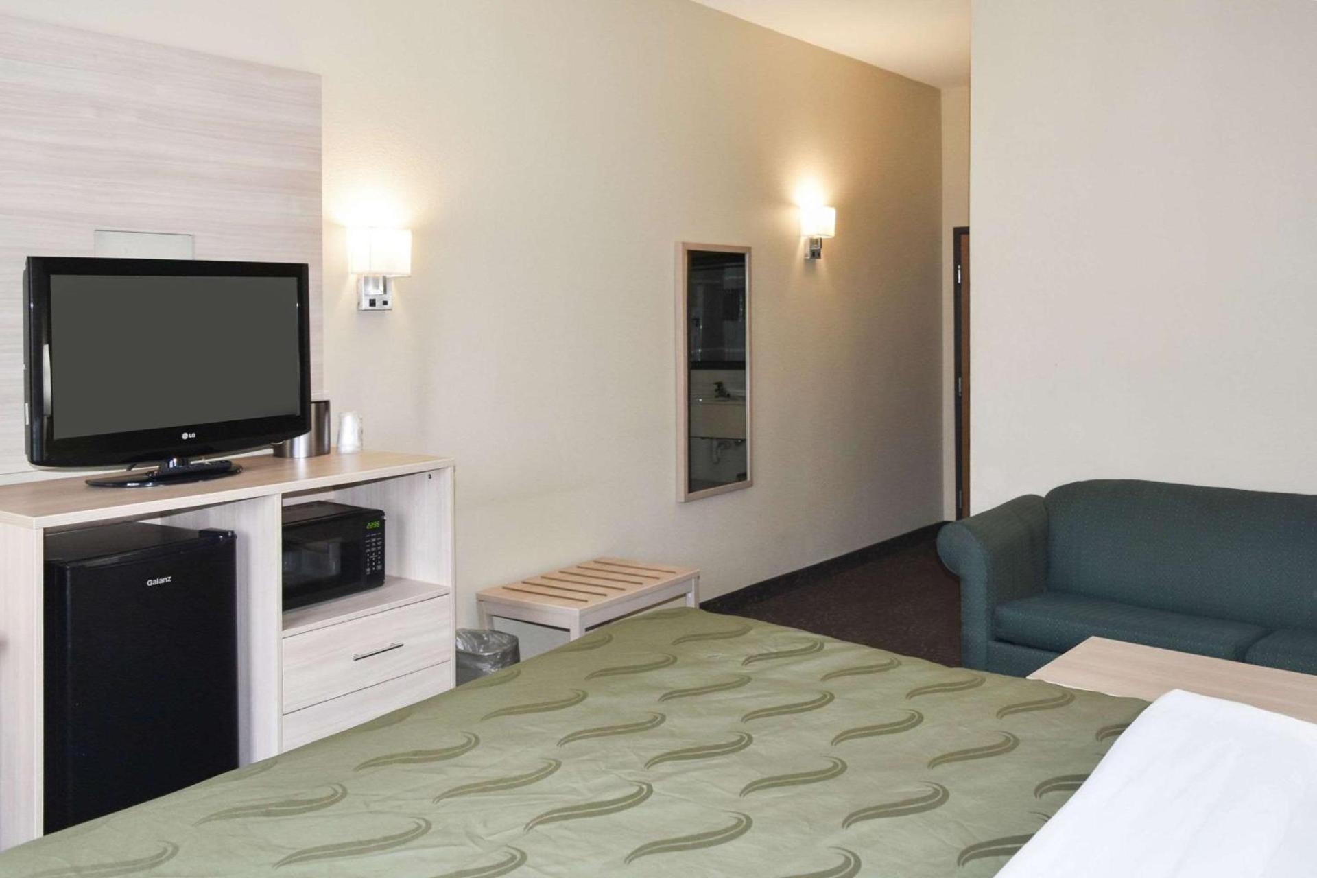 Quality Inn & Suites Brooks Louisville South photo 20