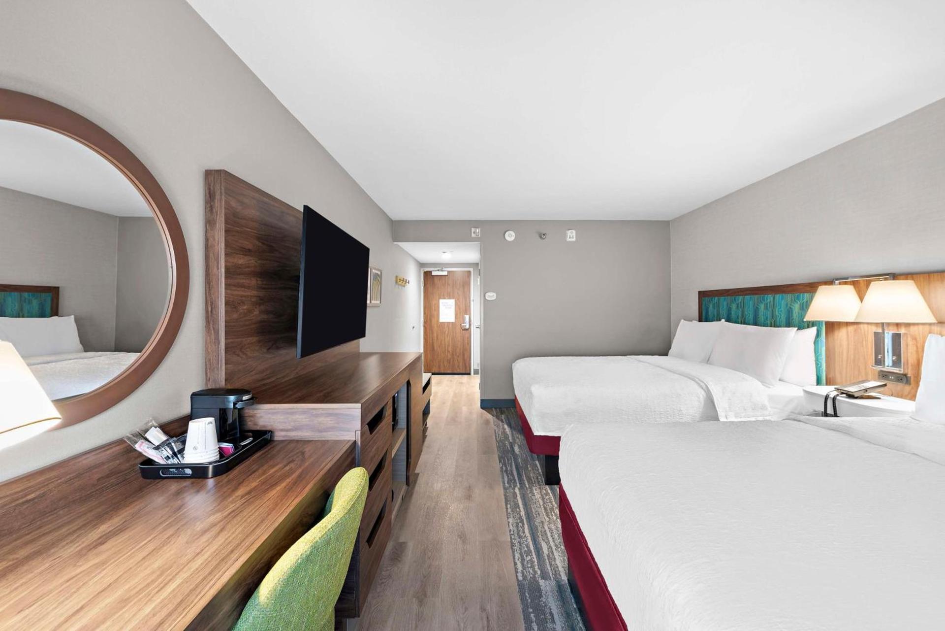 Hampton Inn by Hilton Los Angeles Airport LAX photo 16