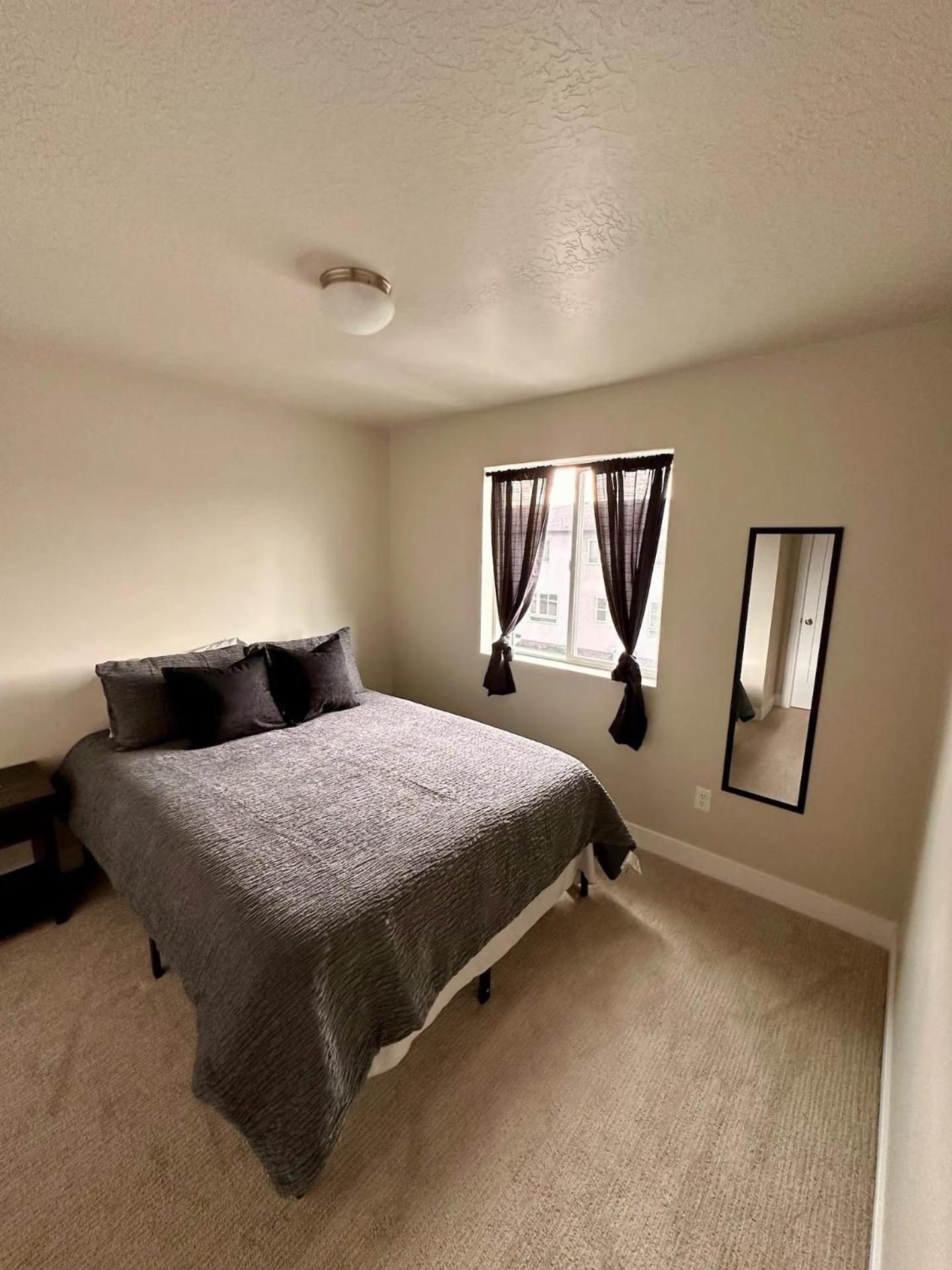 Newly Built Chic Utah Valley Gem l Theo by Stay photo 10