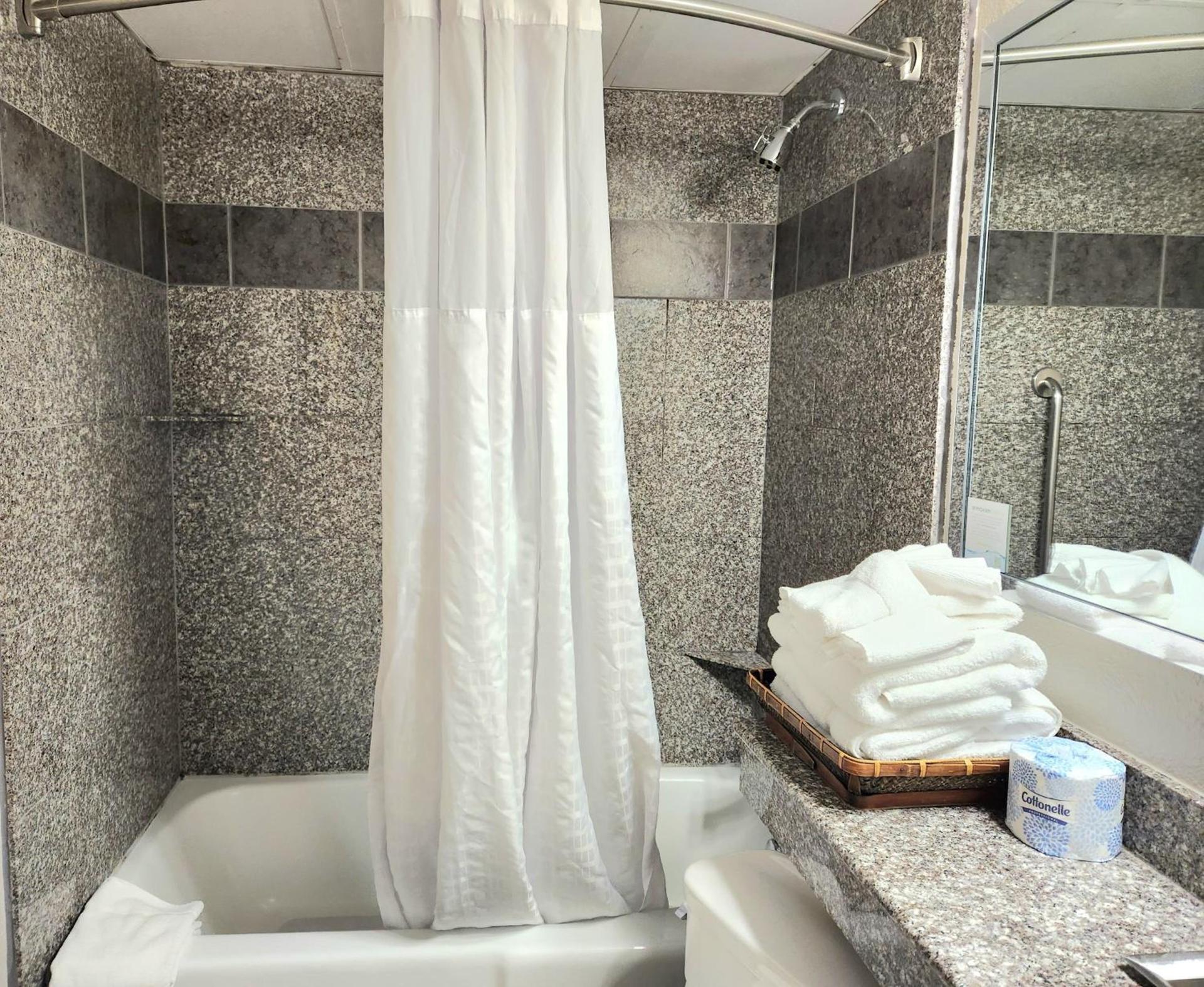 Wyndham Garden Hotel Austin photo 41