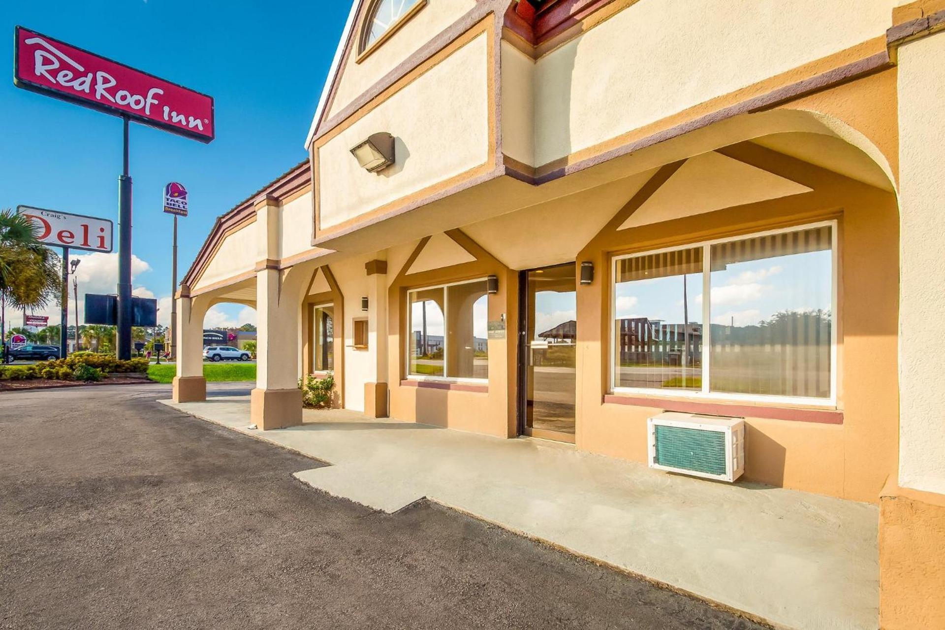 Red Roof Inn Santee photo 4
