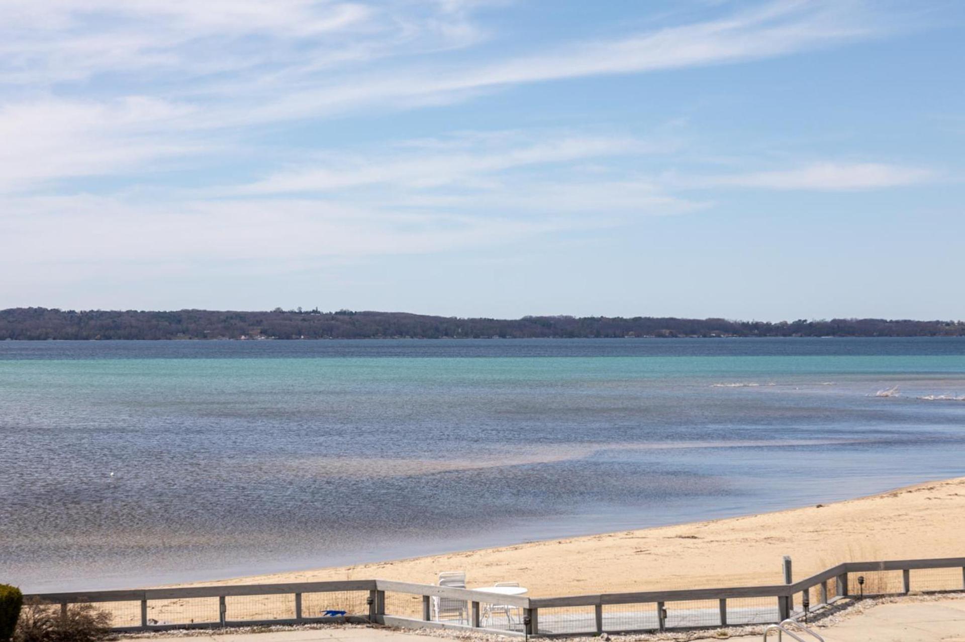 The Shores photo 50