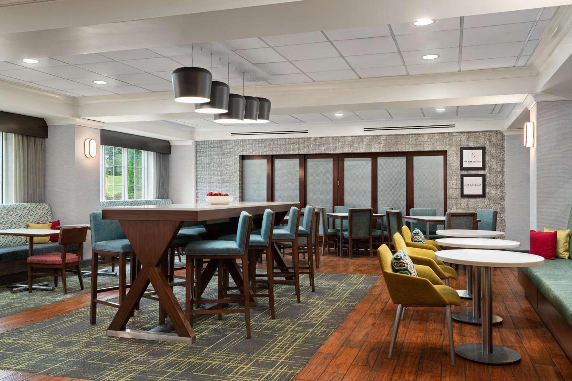 Hampton Inn South Kingstown - Newport Area photo 13