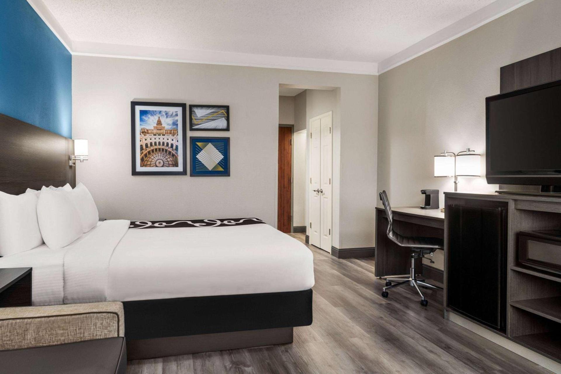 La Quinta by Wyndham Round Rock North photo 14
