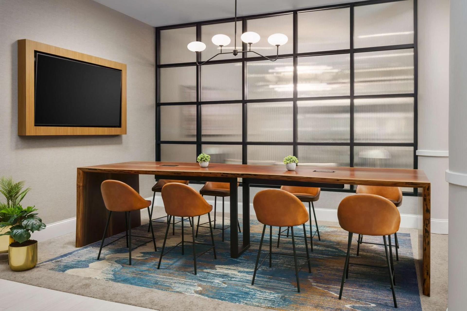 DoubleTree by Hilton Charlotte City Center photo 56