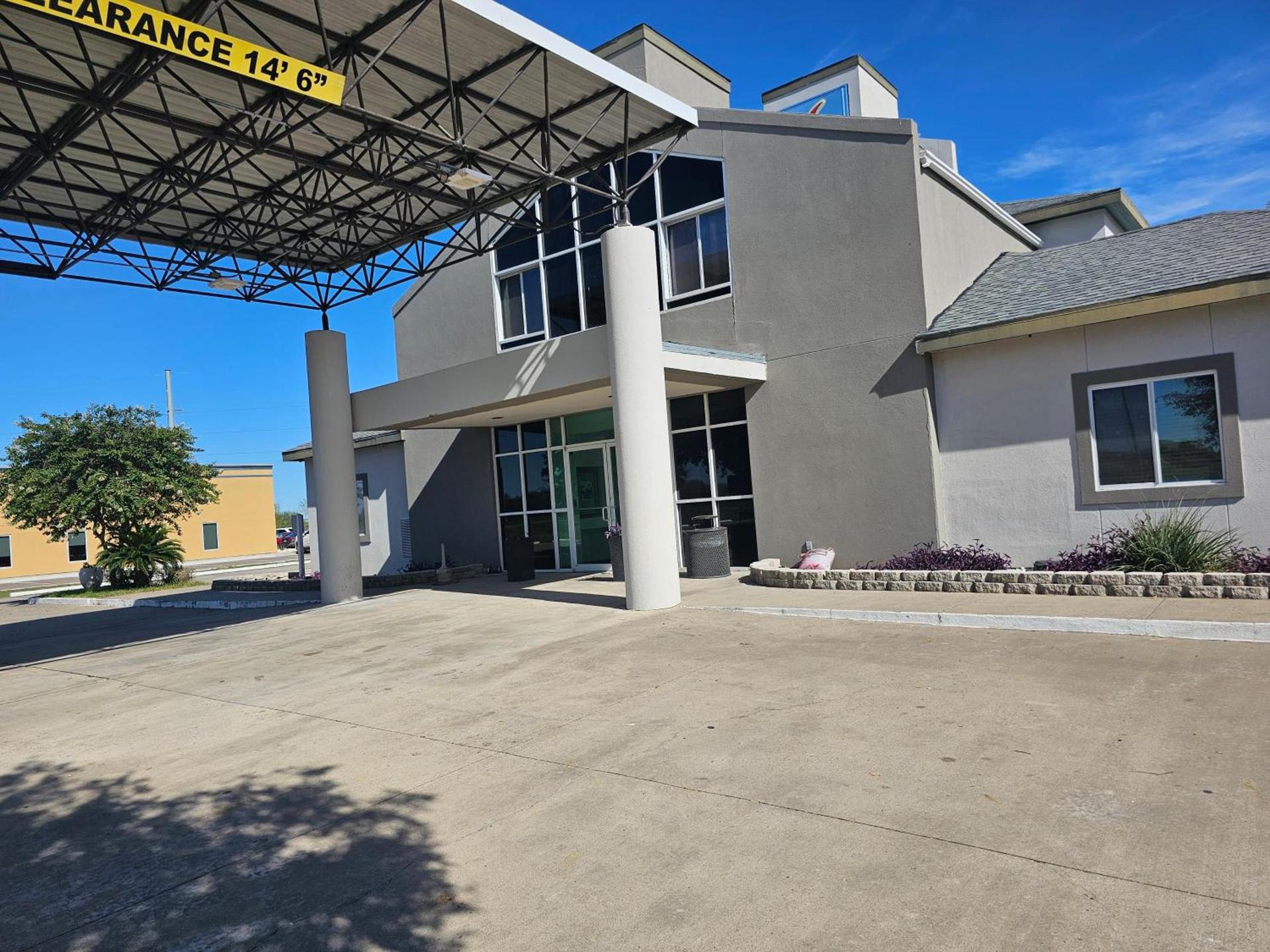 Motel 6 Sinton TX photo 23
