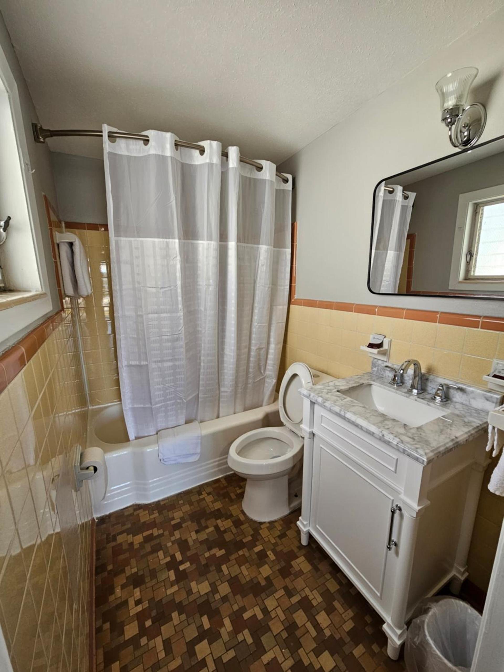 Royal Inn Motel photo 5
