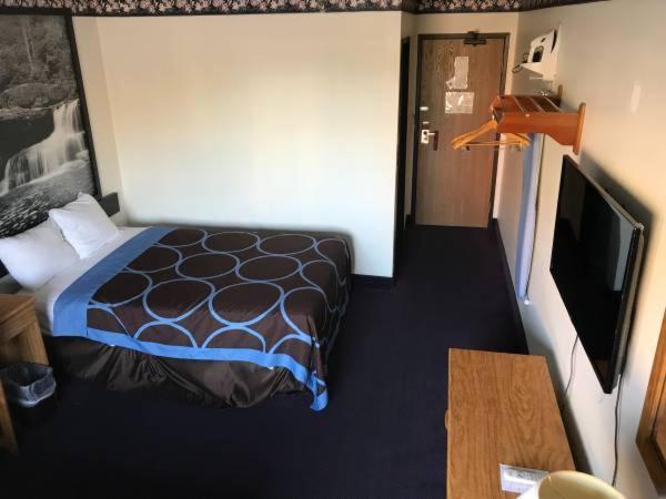 Best Inn photo 17