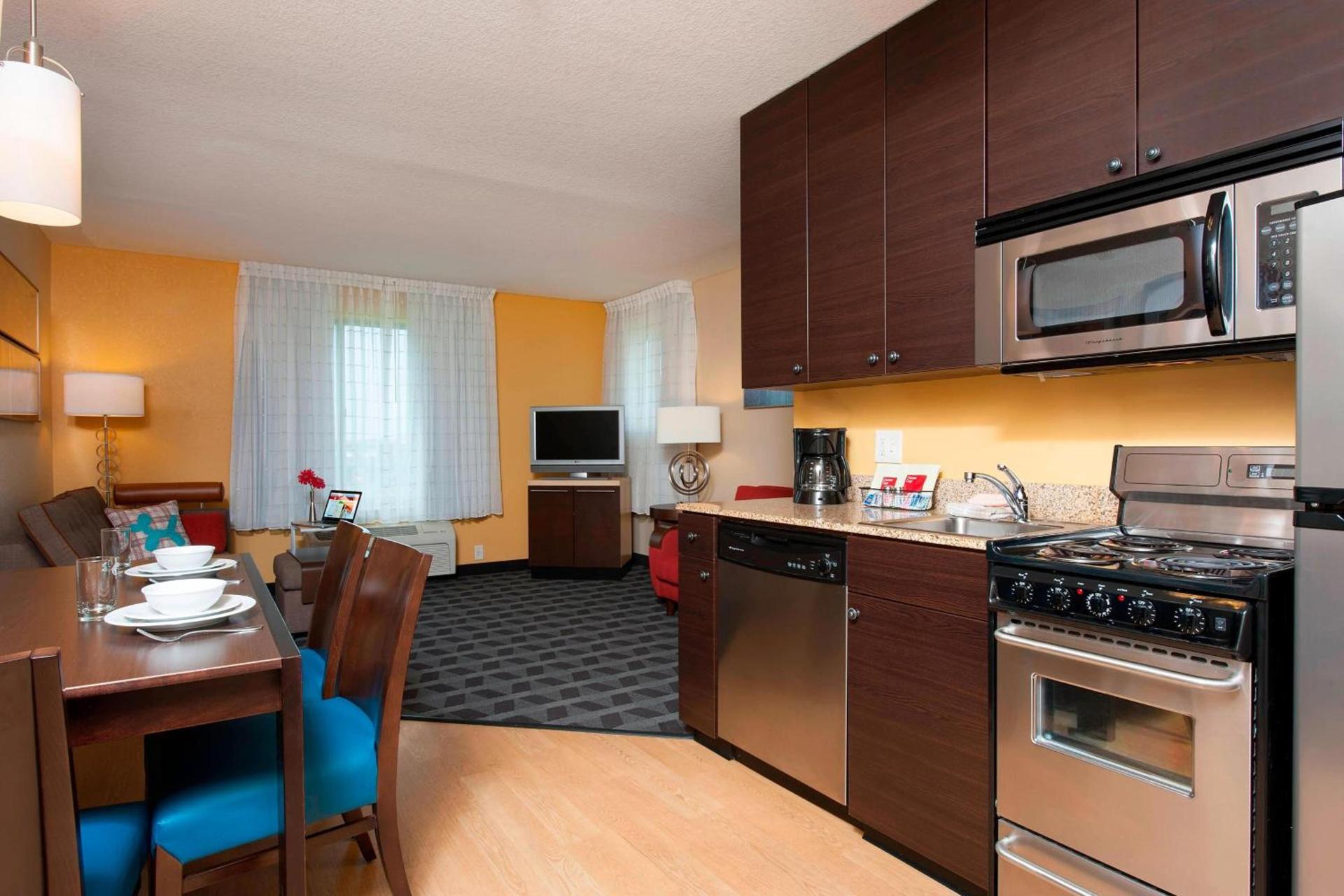 TownePlace Suites Des Moines Urbandale photo 14