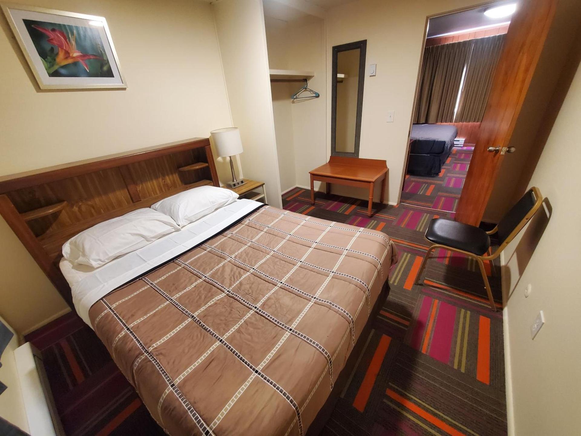 Thunder Bird Motel photo 13