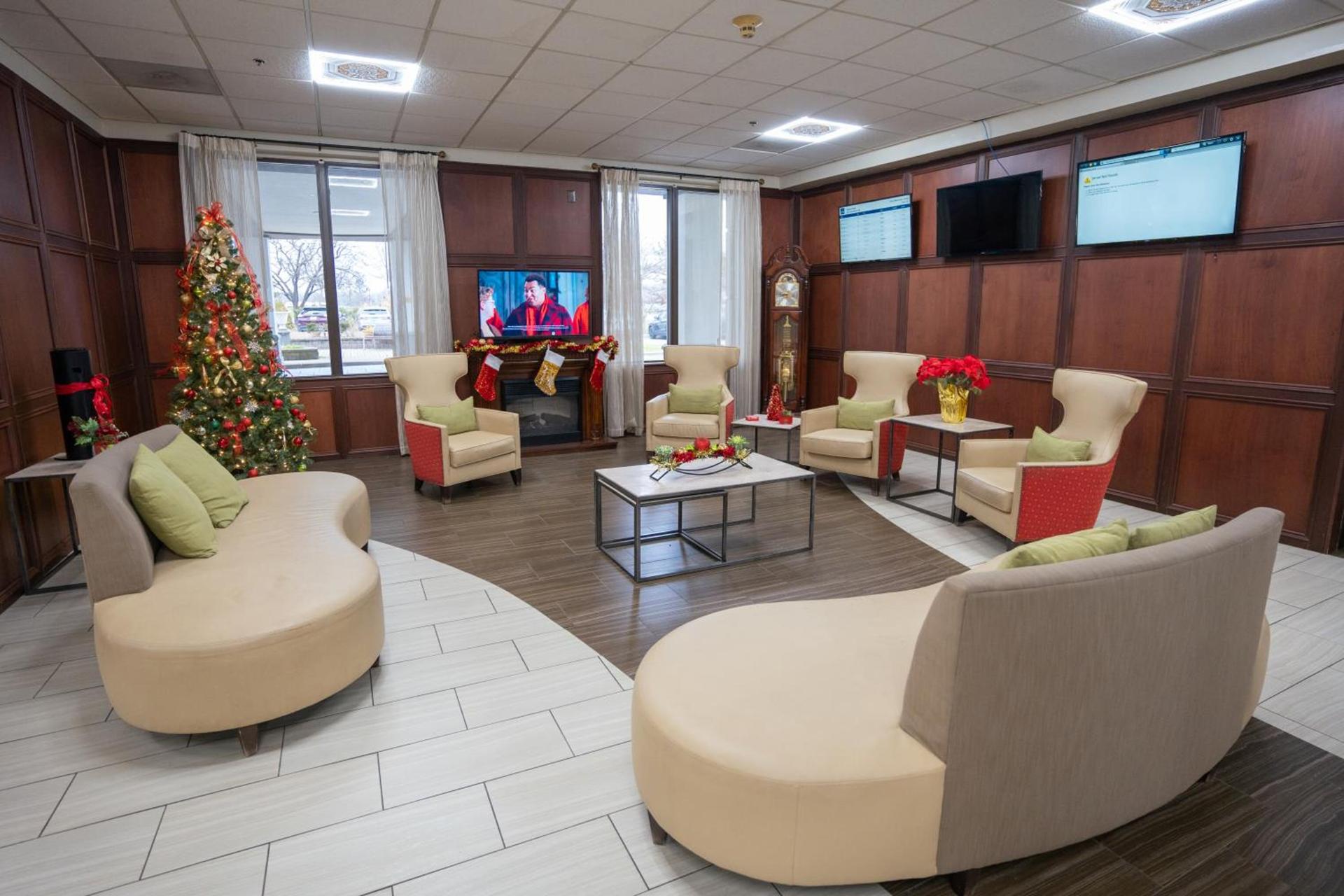 Clarion Hotel Detroit Metro Airport photo 67