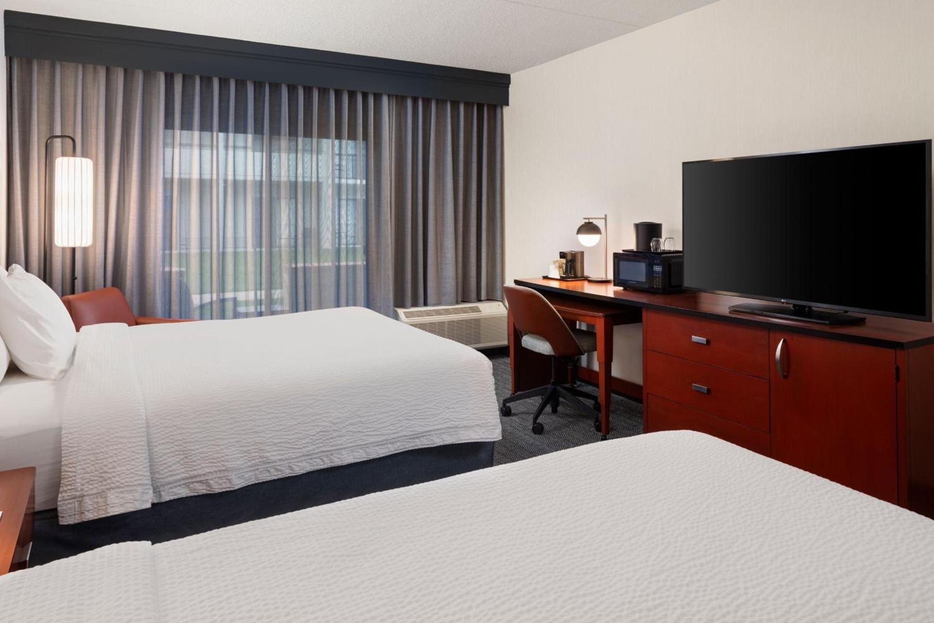 Courtyard by Marriott Chicago Waukegan / Gurnee photo 8