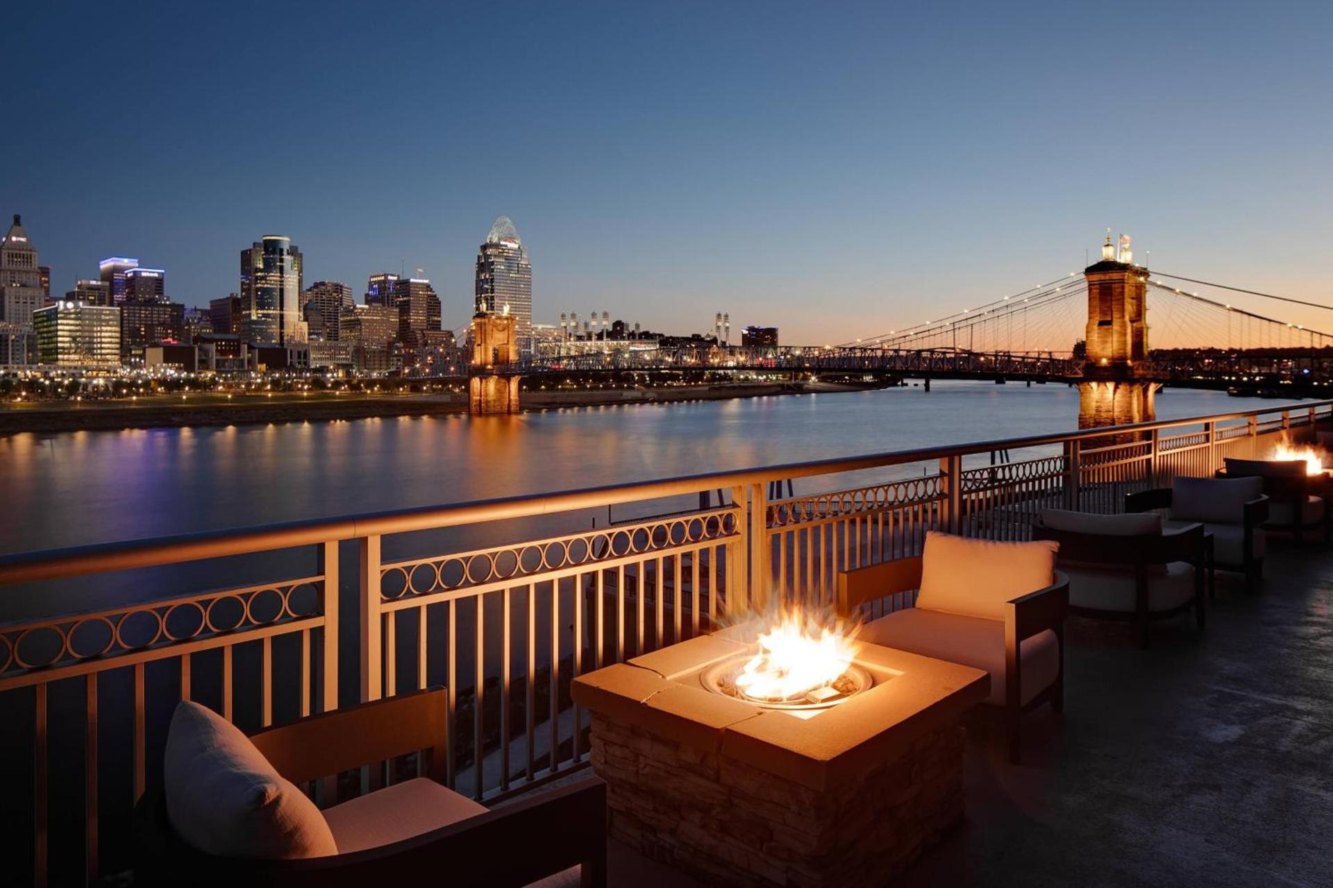 Cincinnati Marriott at RiverCenter photo 27