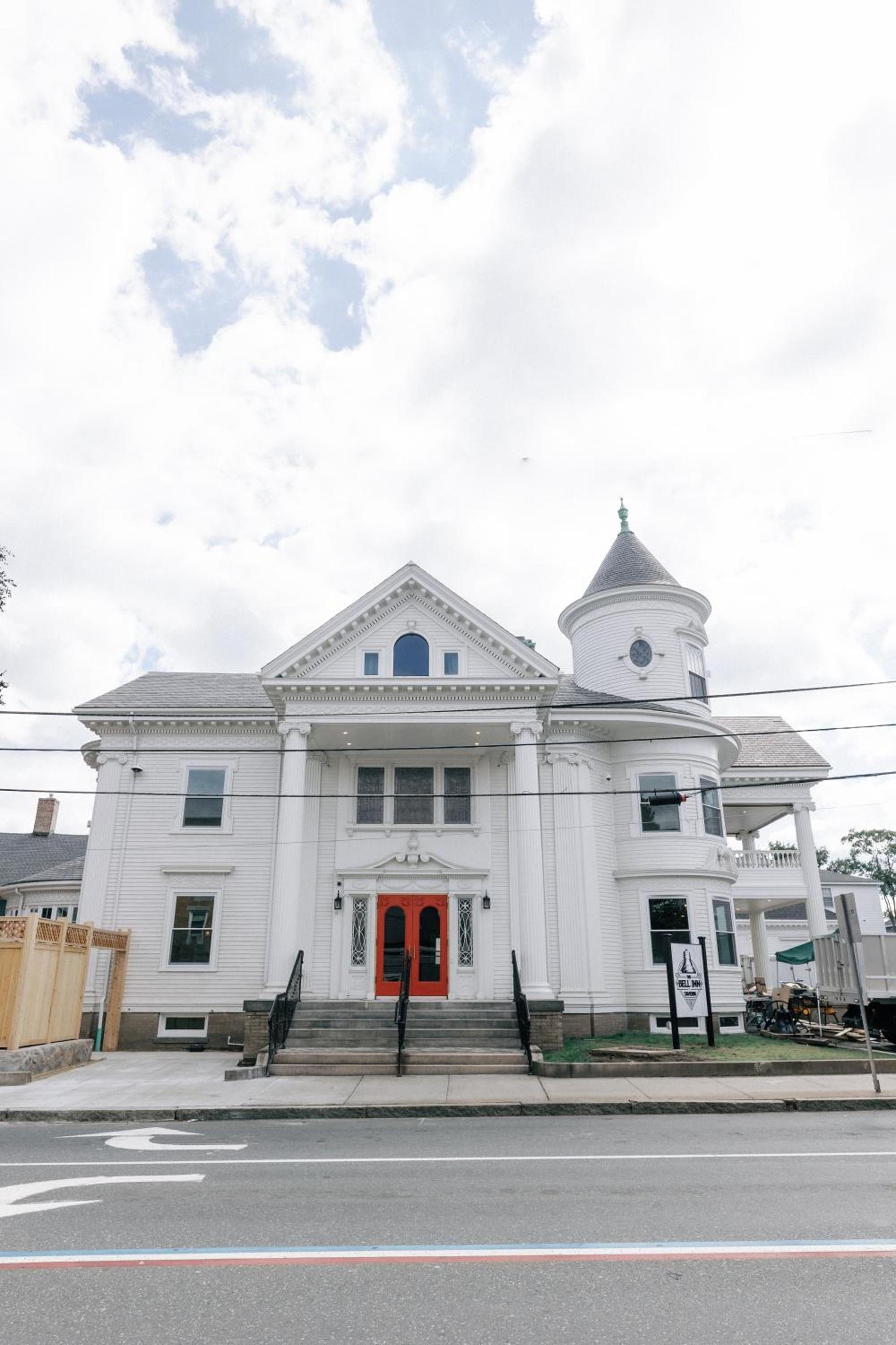 The Bell Inn — hotel in Peabody
