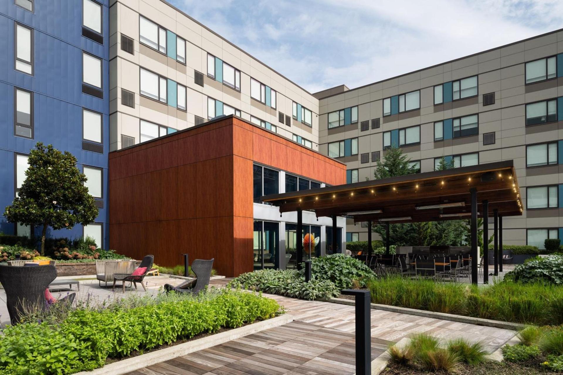 Aloft by Marriott Seattle Redmond photo 12