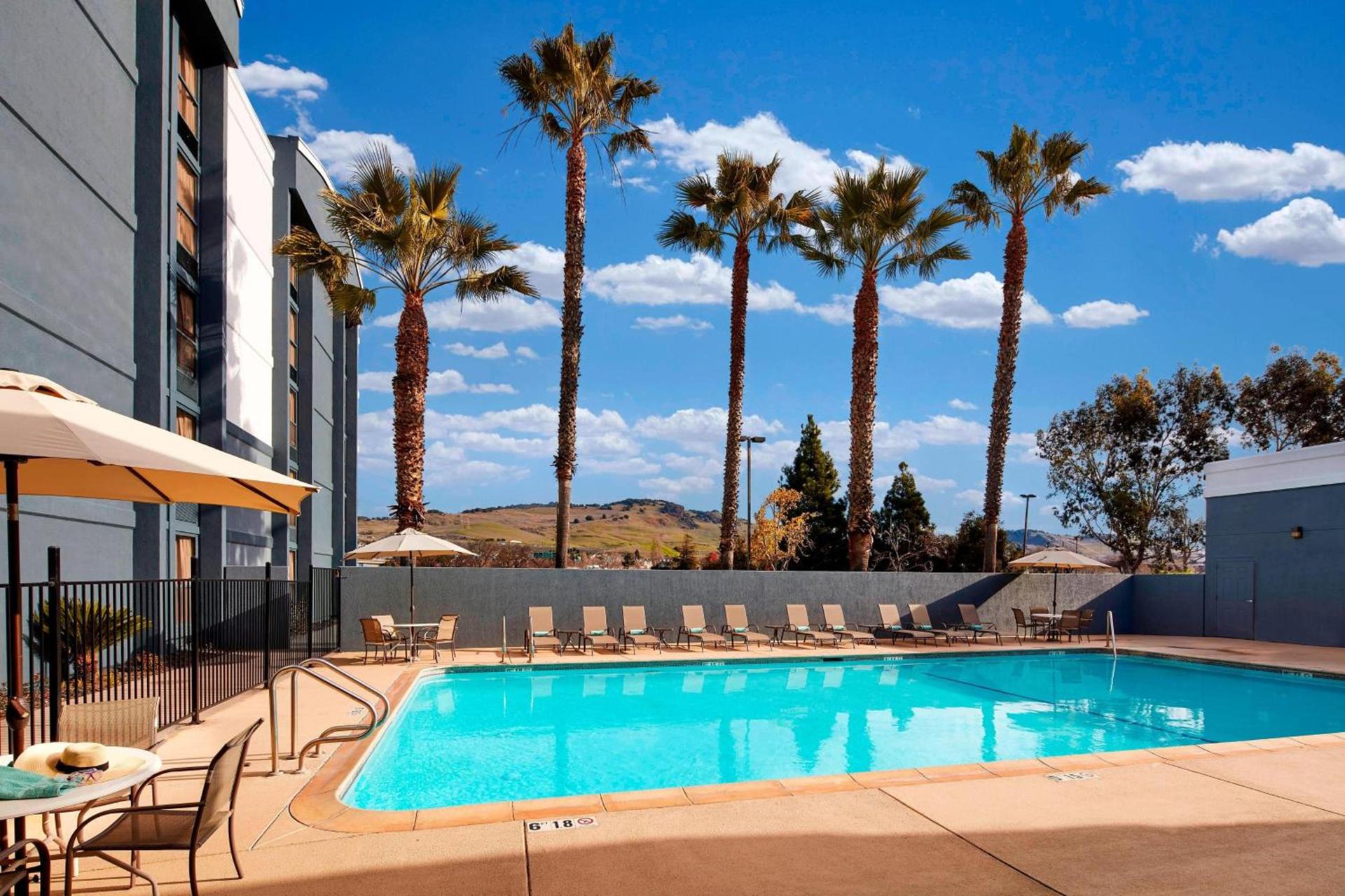 Courtyard Vallejo Napa Valley photo 46