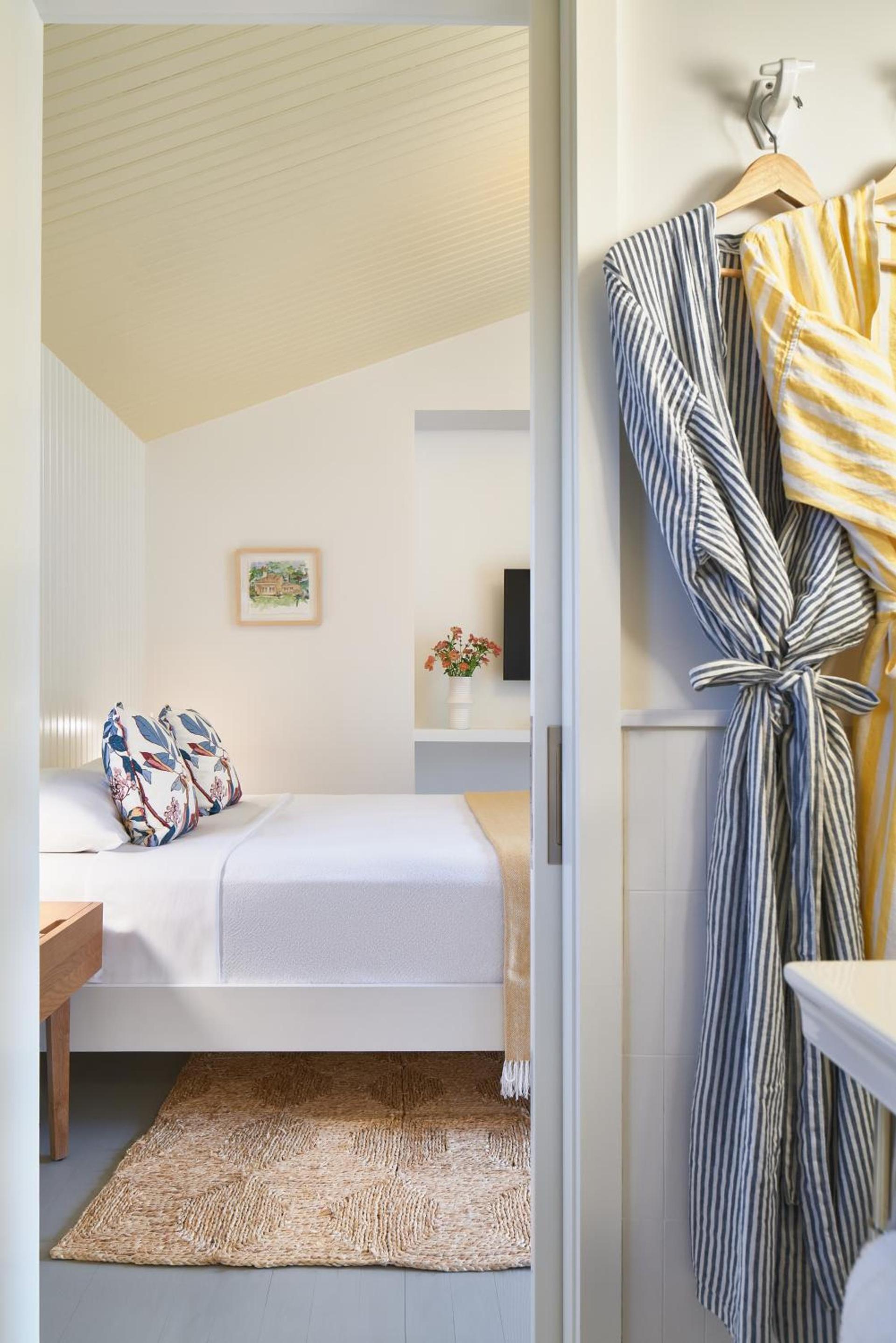 Silver Sands Motel & Beach Bungalows photo 45