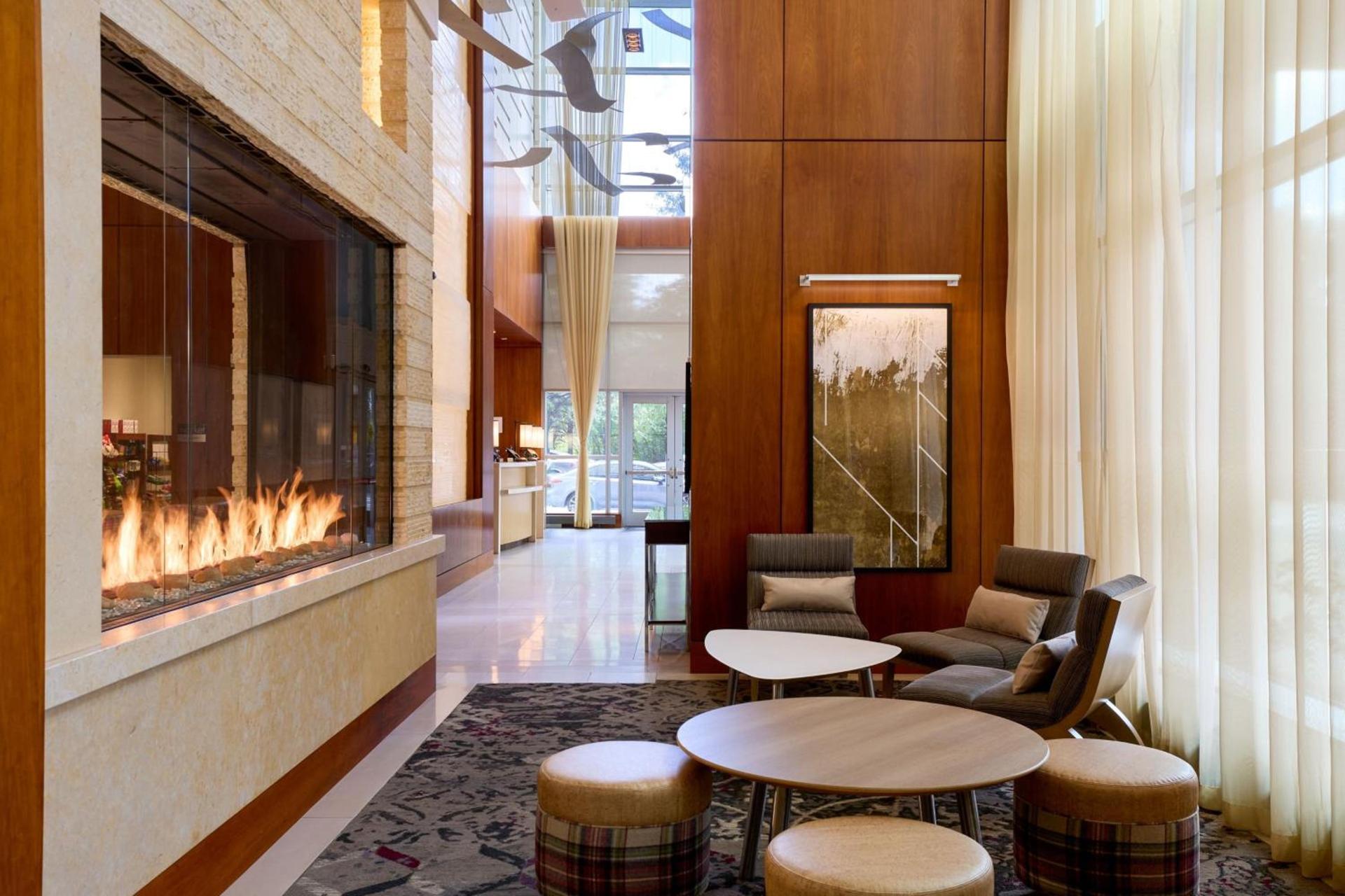 Residence Inn Arlington Capital View photo 3