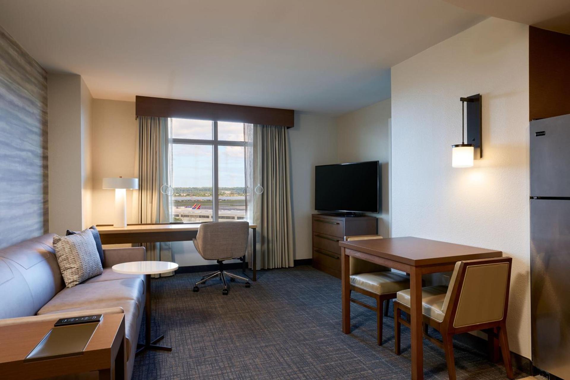 Residence Inn Arlington Capital View photo 5