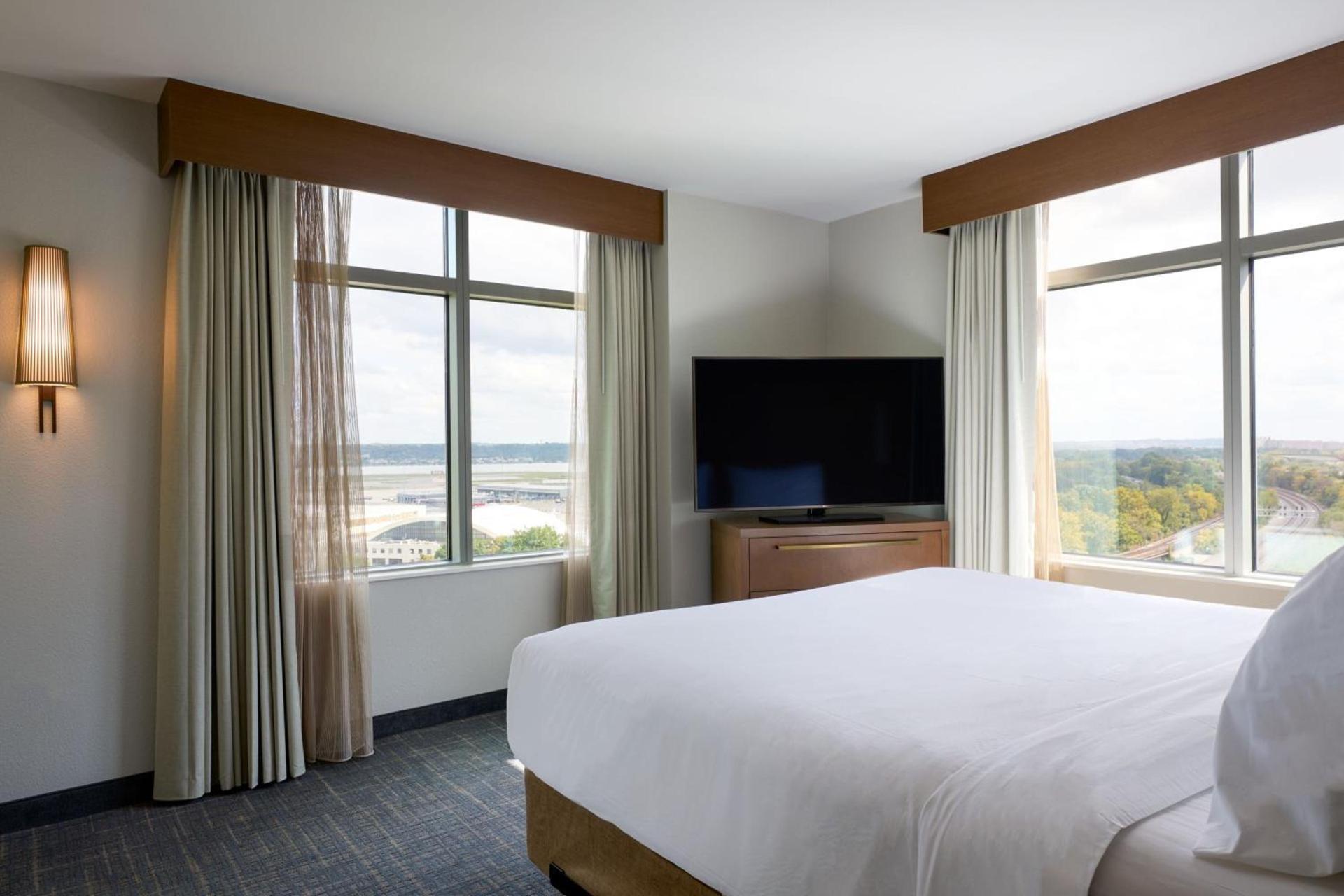 Residence Inn Arlington Capital View photo 6