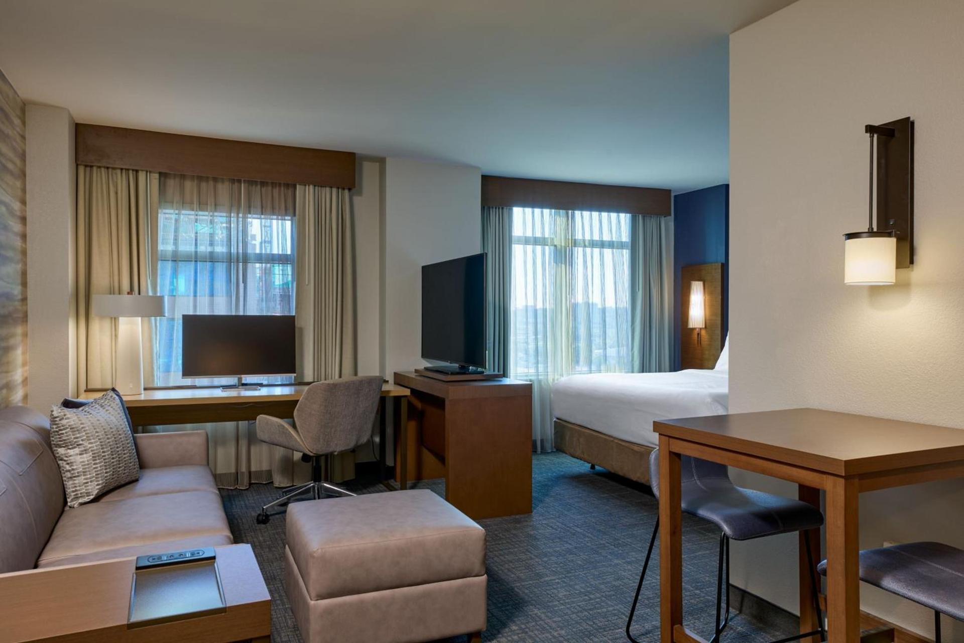 Residence Inn Arlington Capital View photo 11
