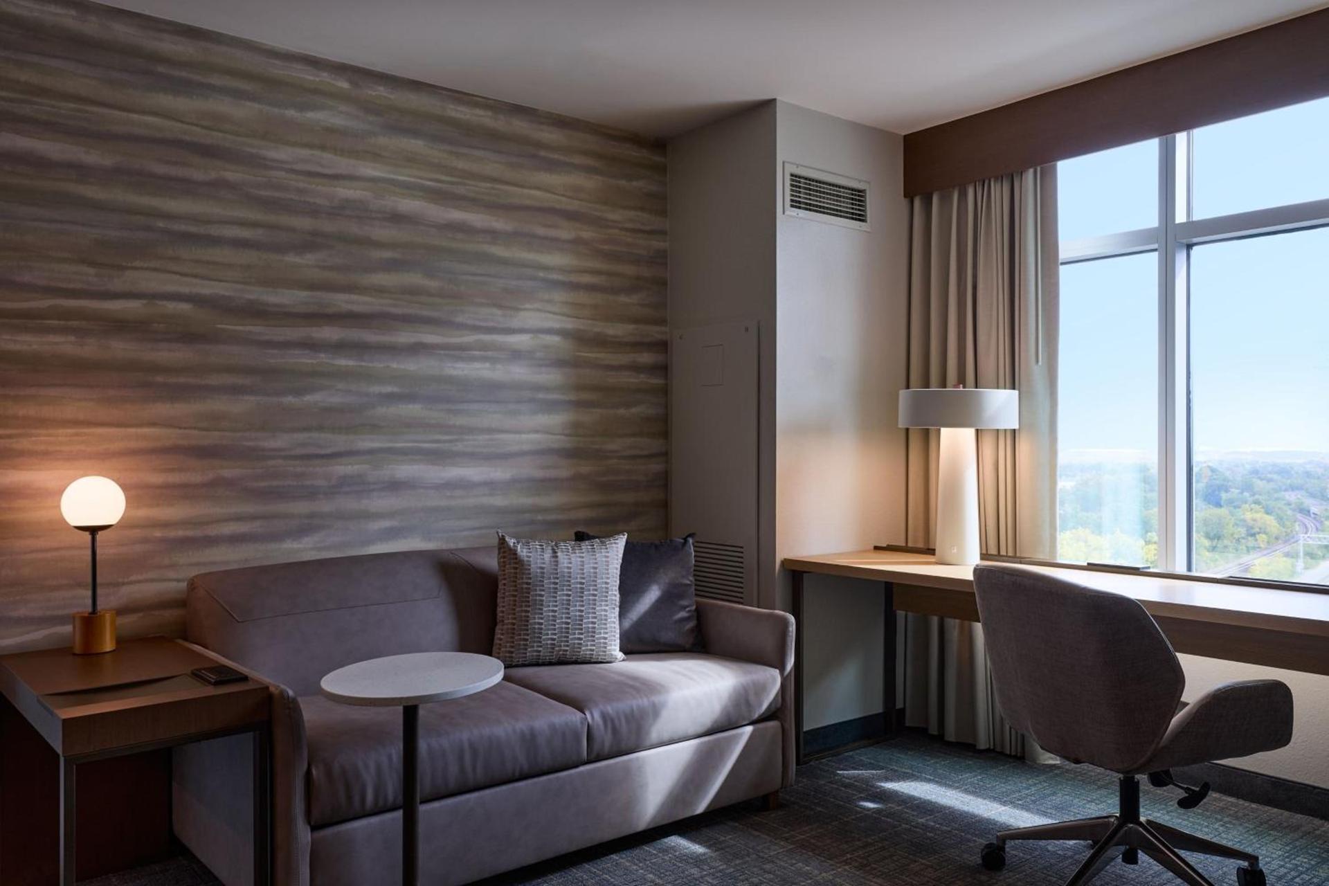 Residence Inn Arlington Capital View photo 12