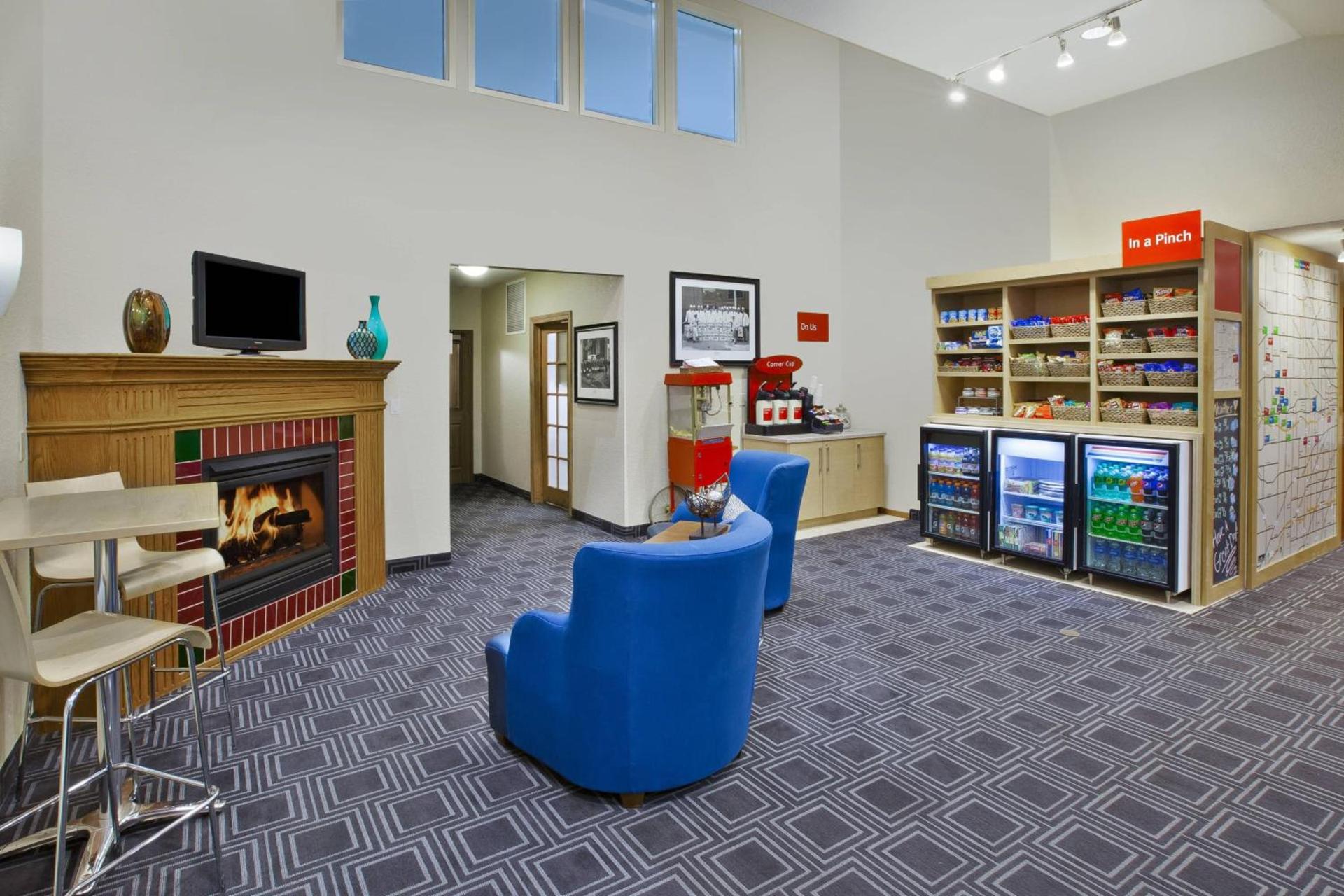 TownePlace Suites by Marriott Brookfield photo 14