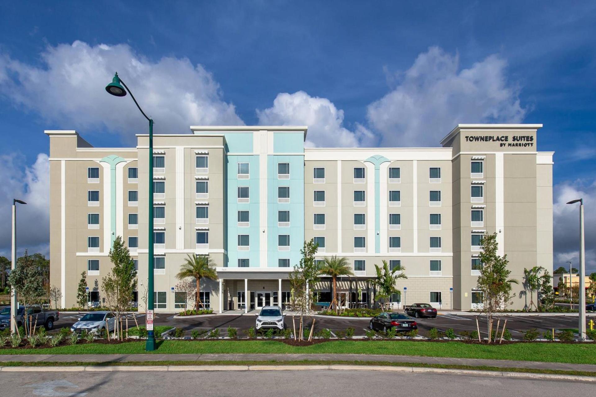 TownePlace Suites by Marriott Naples photo 3