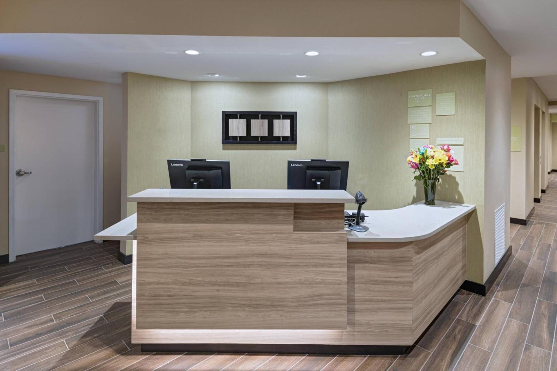 TownePlace Suites by Marriott Naples photo 4