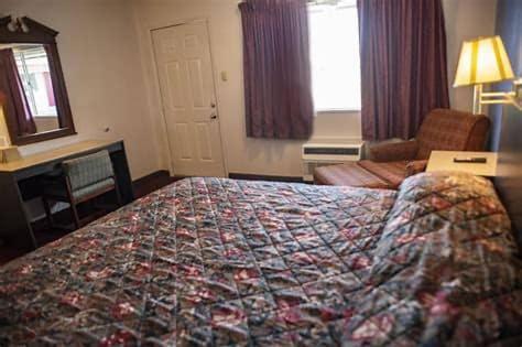 American Inn photo 12