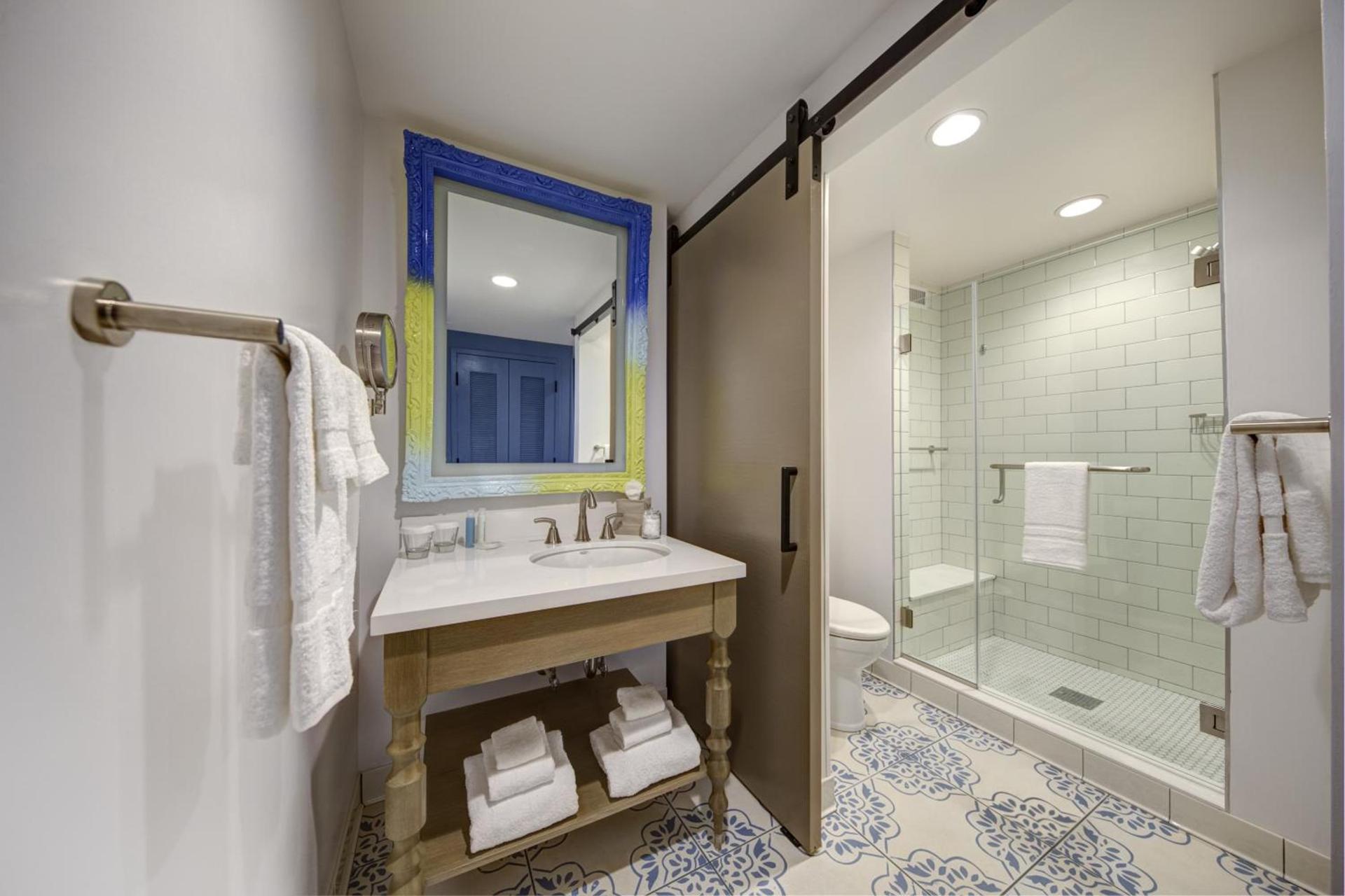 Universal's Loews Sapphire Falls Resort photo 14