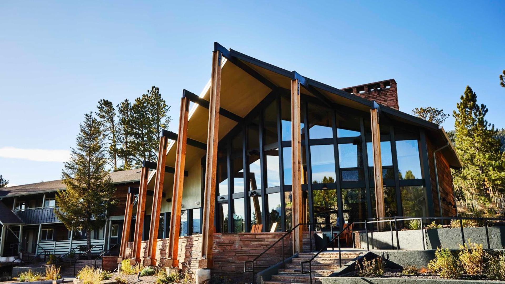 Trailhead Lodge photo 1