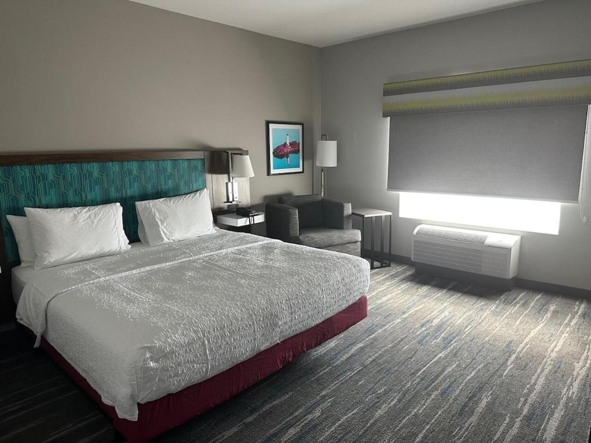 Hampton Inn & Suites Ruskin I-75, FL photo 29
