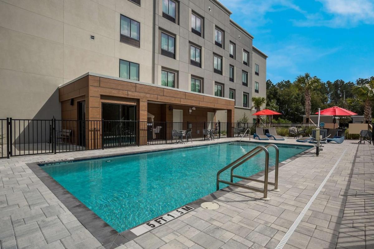 Hampton Inn & Suites Ruskin I-75, FL photo 15