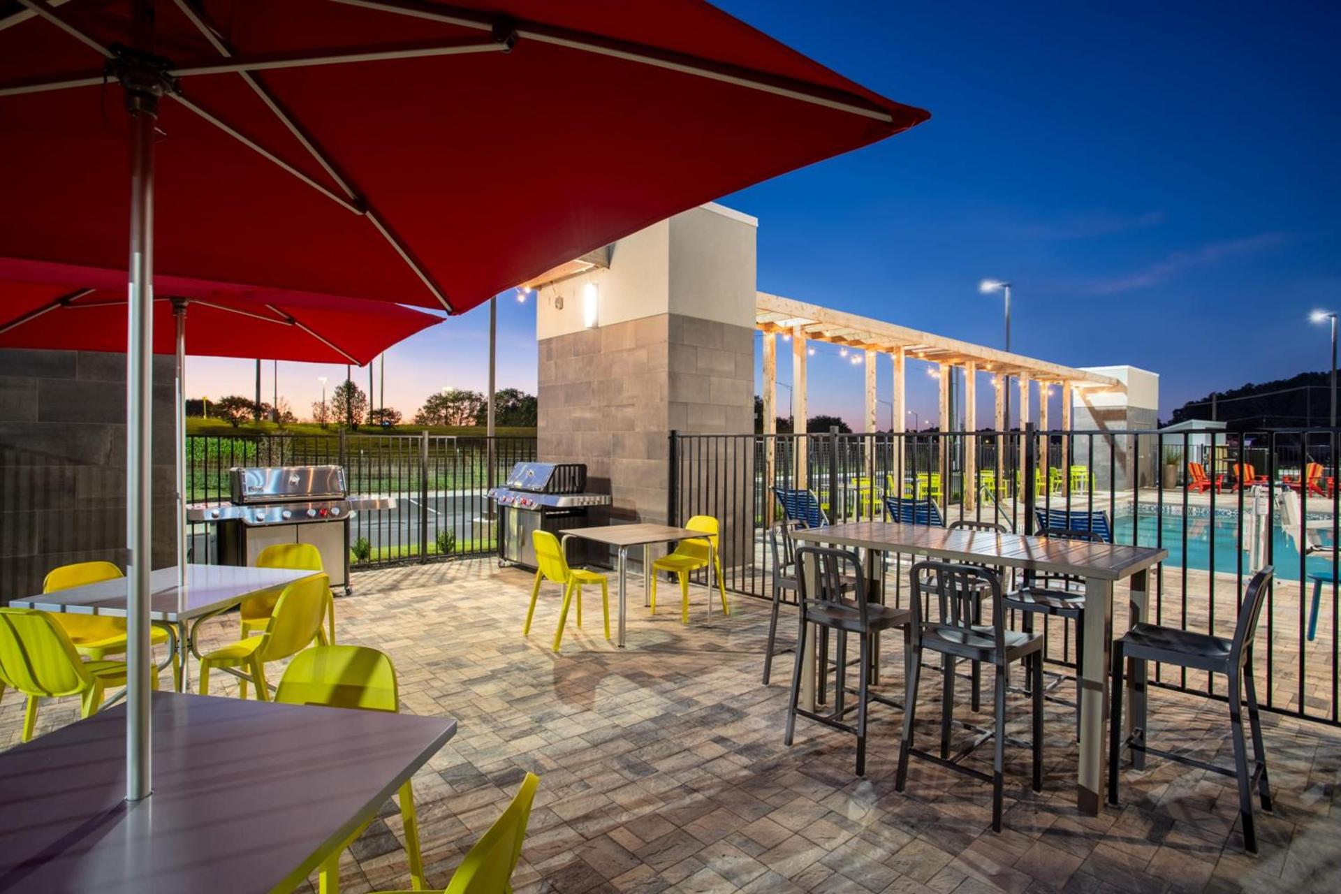 Home2 Suites By Hilton Calhoun photo 25