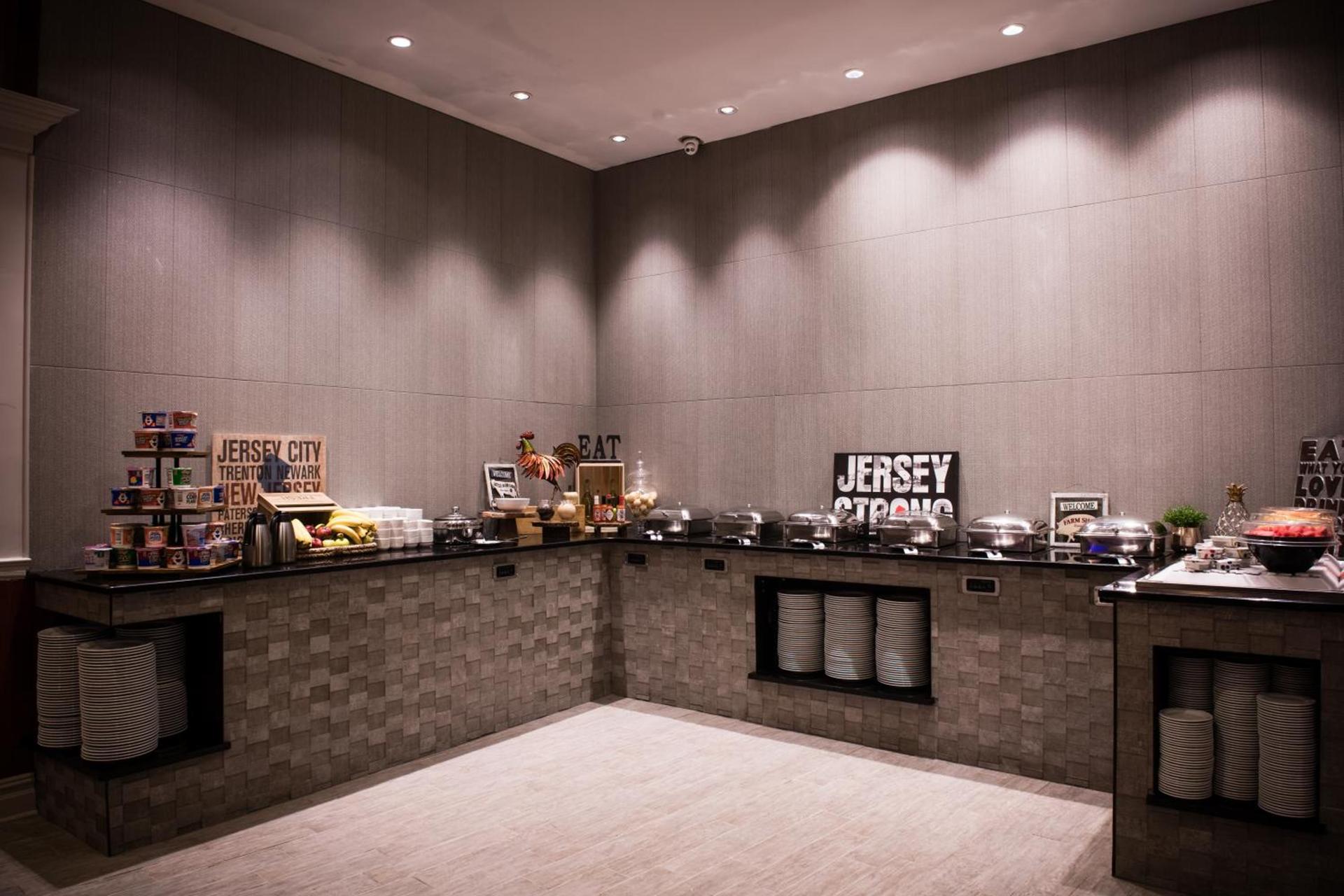 DoubleTree by Hilton Cherry Hill Philadelphia photo 2