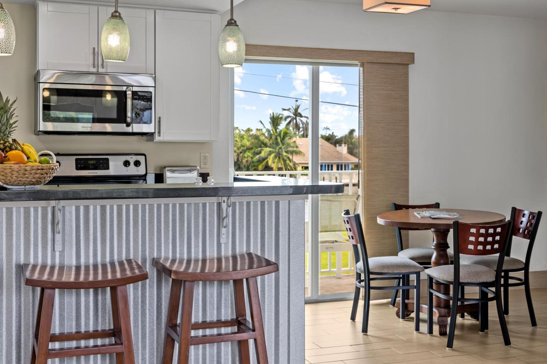 Sun Dek Beach House photo 11