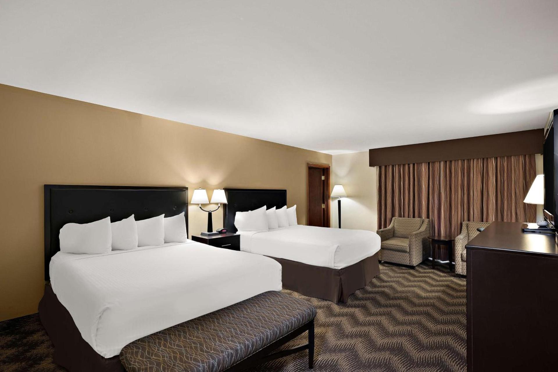 Best Western Plus Gold Country Inn photo 12