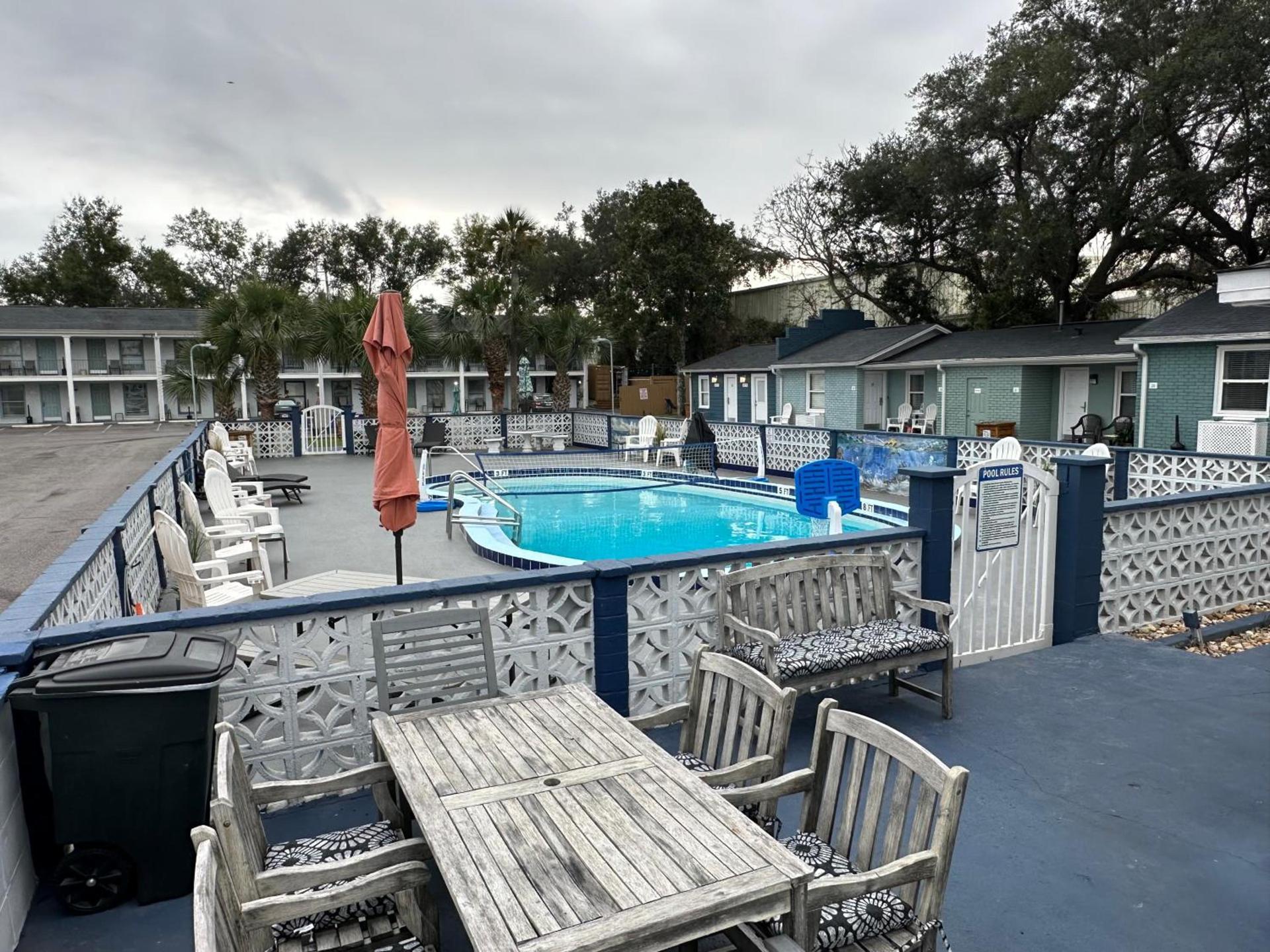 Gulf Coast Inn photo 2