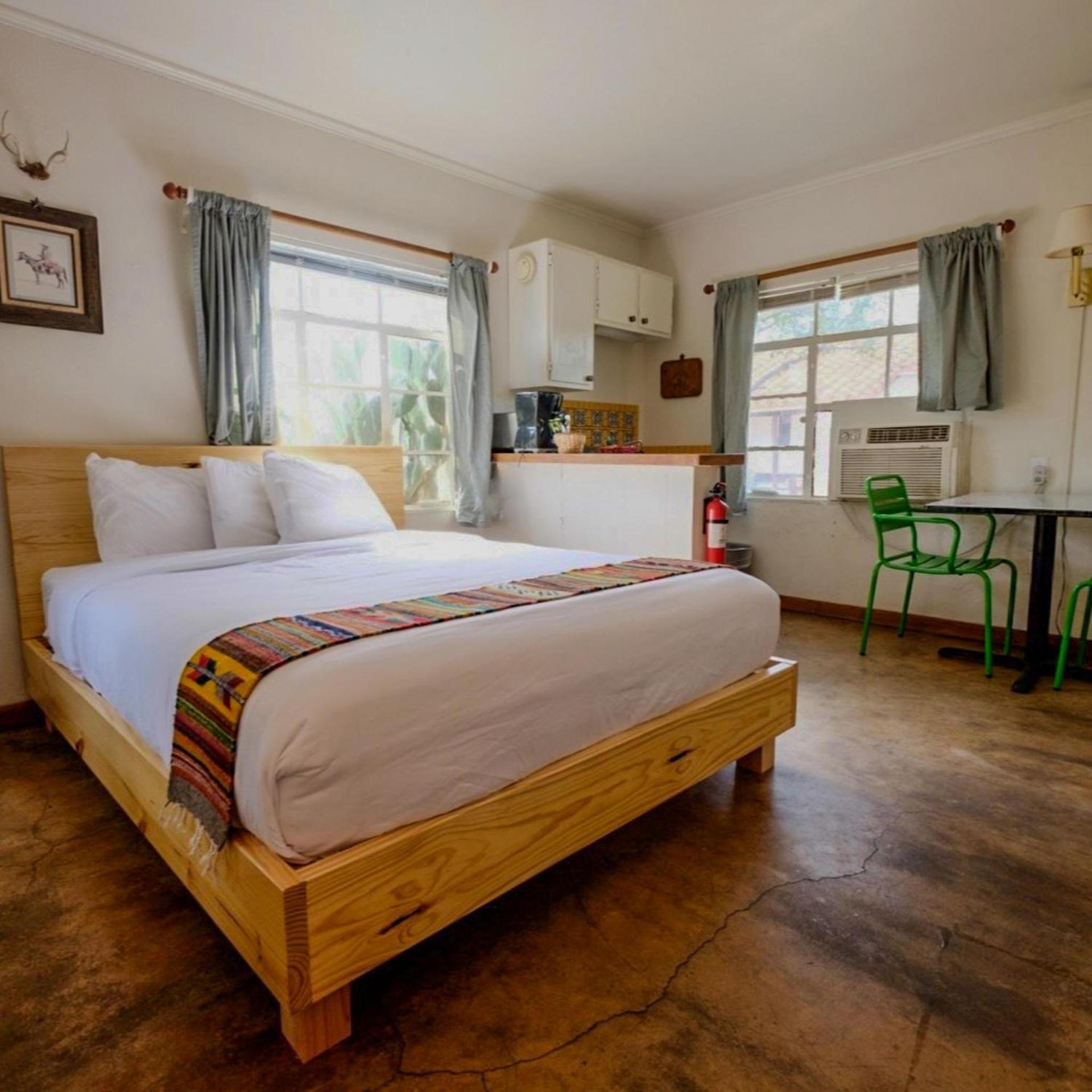 Antelope Lodge photo 34