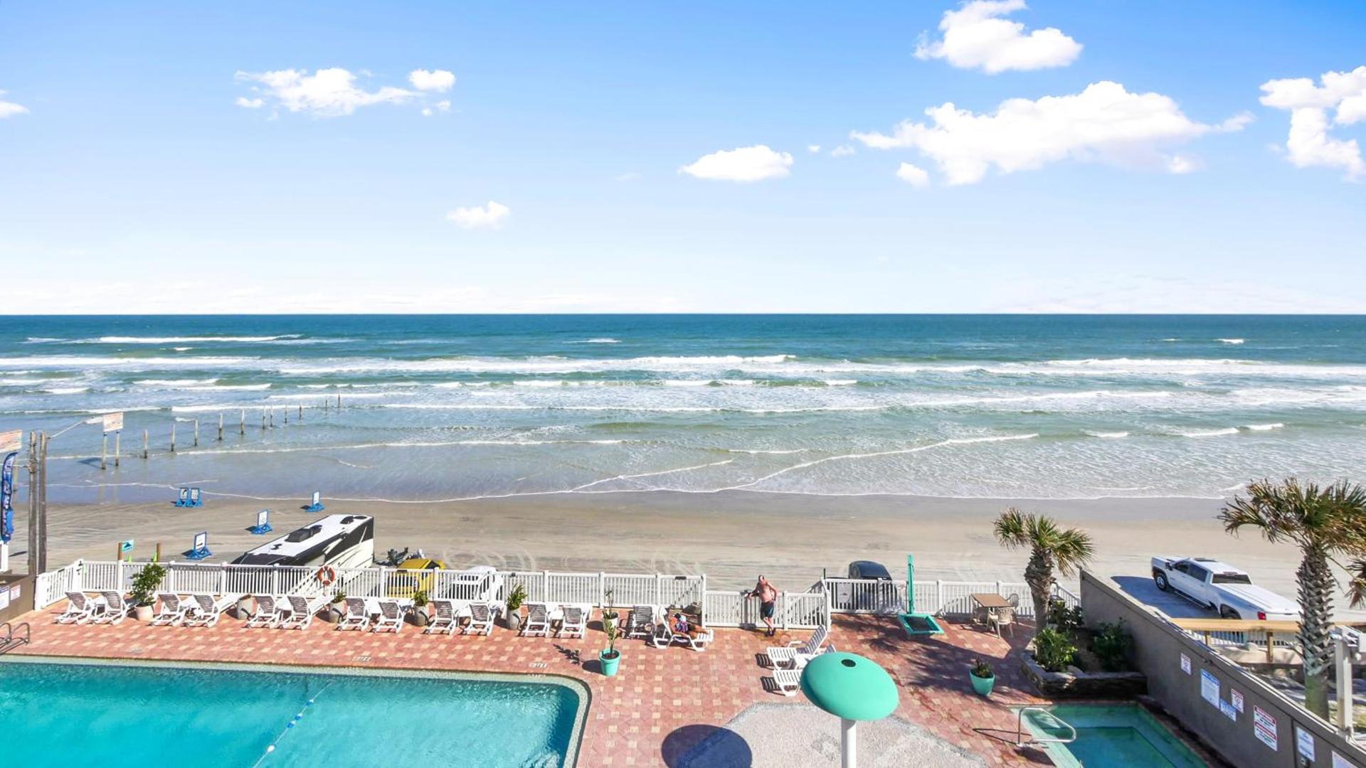 Boardwalk Inn and Suites photo 29