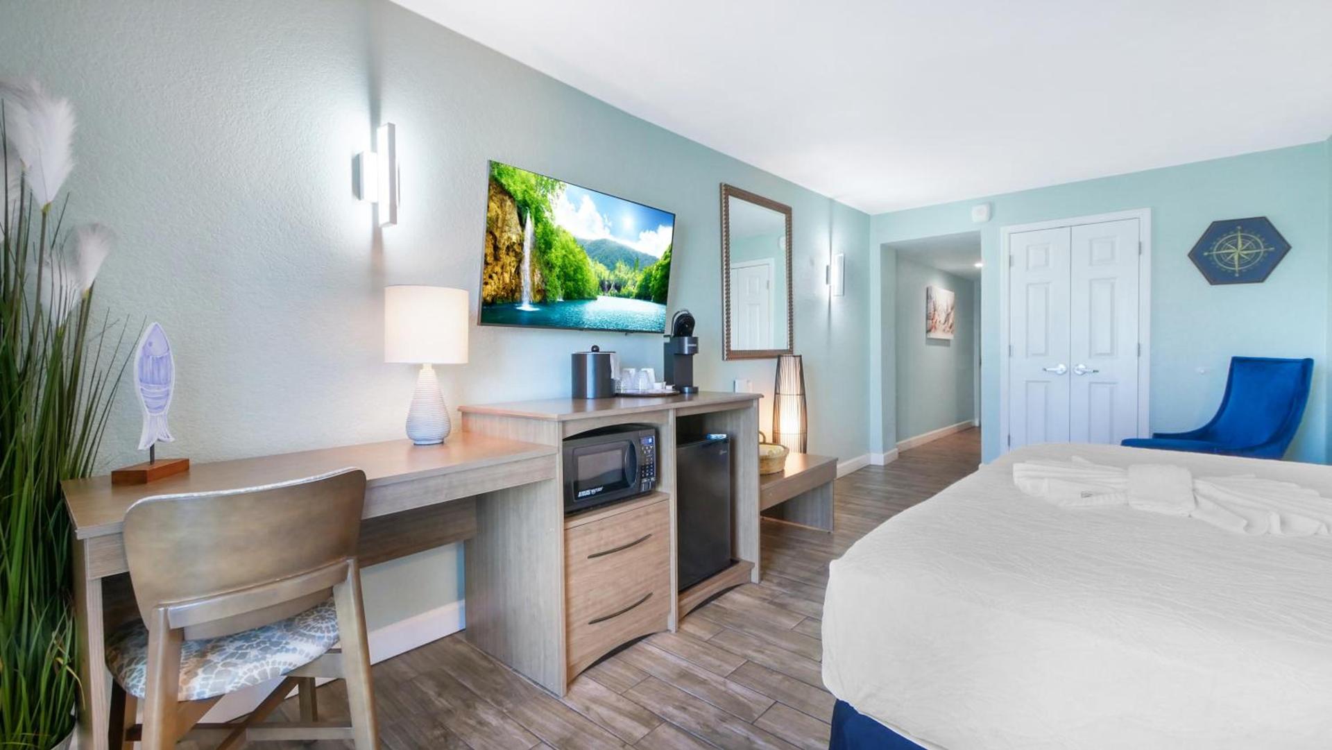 Boardwalk Inn and Suites photo 34
