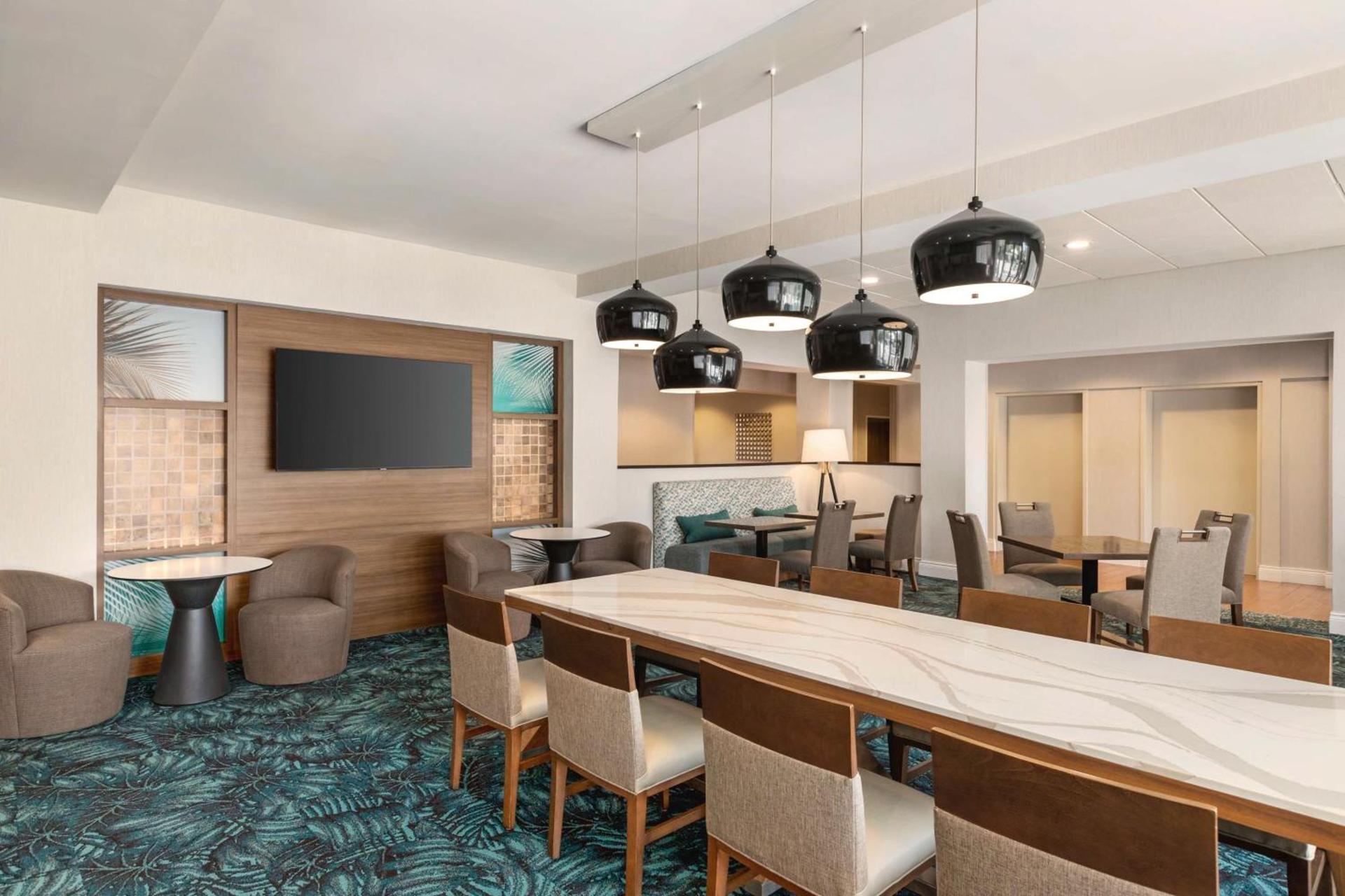 Hampton Inn Pembroke Pines photo 11