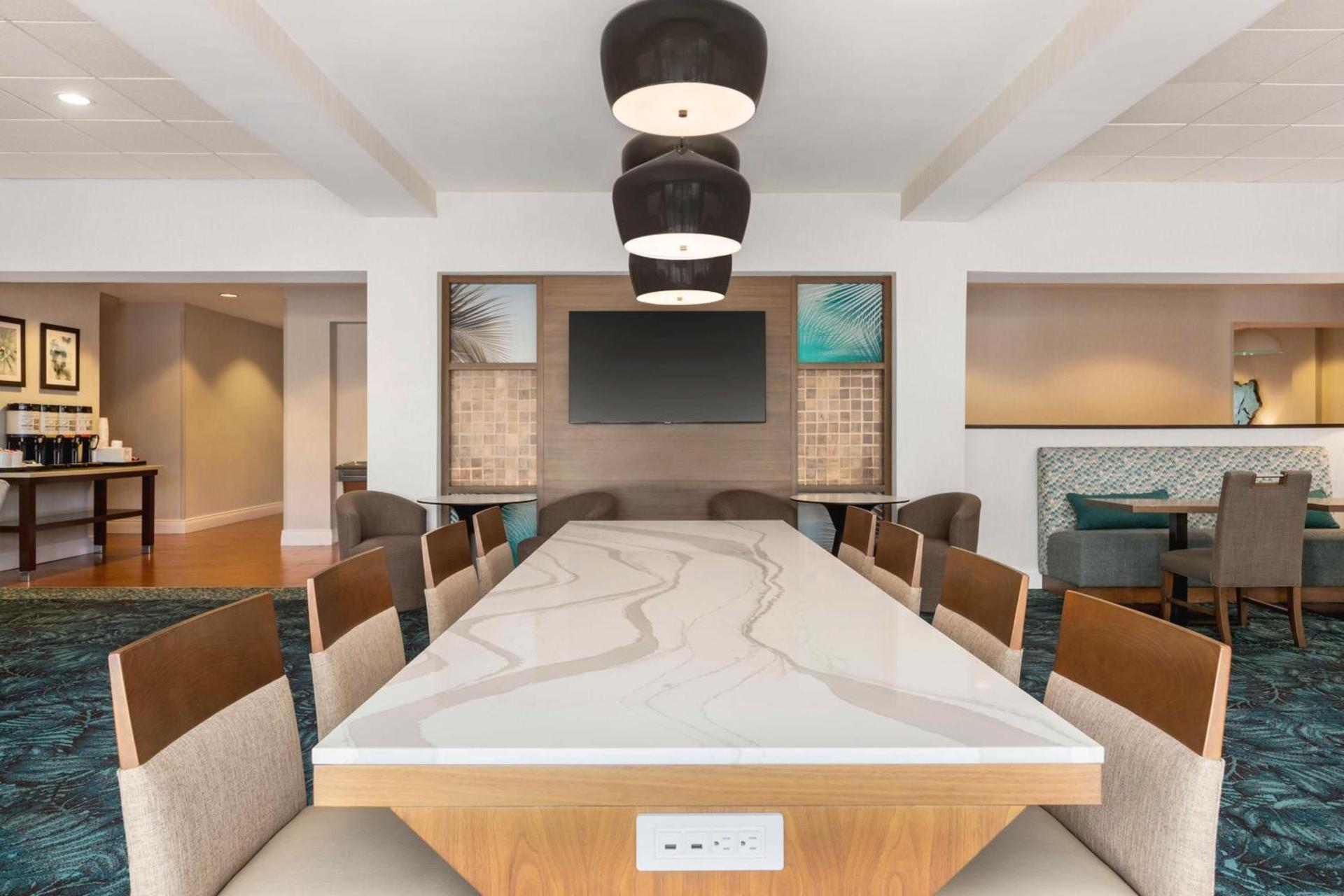 Hampton Inn Pembroke Pines photo 14